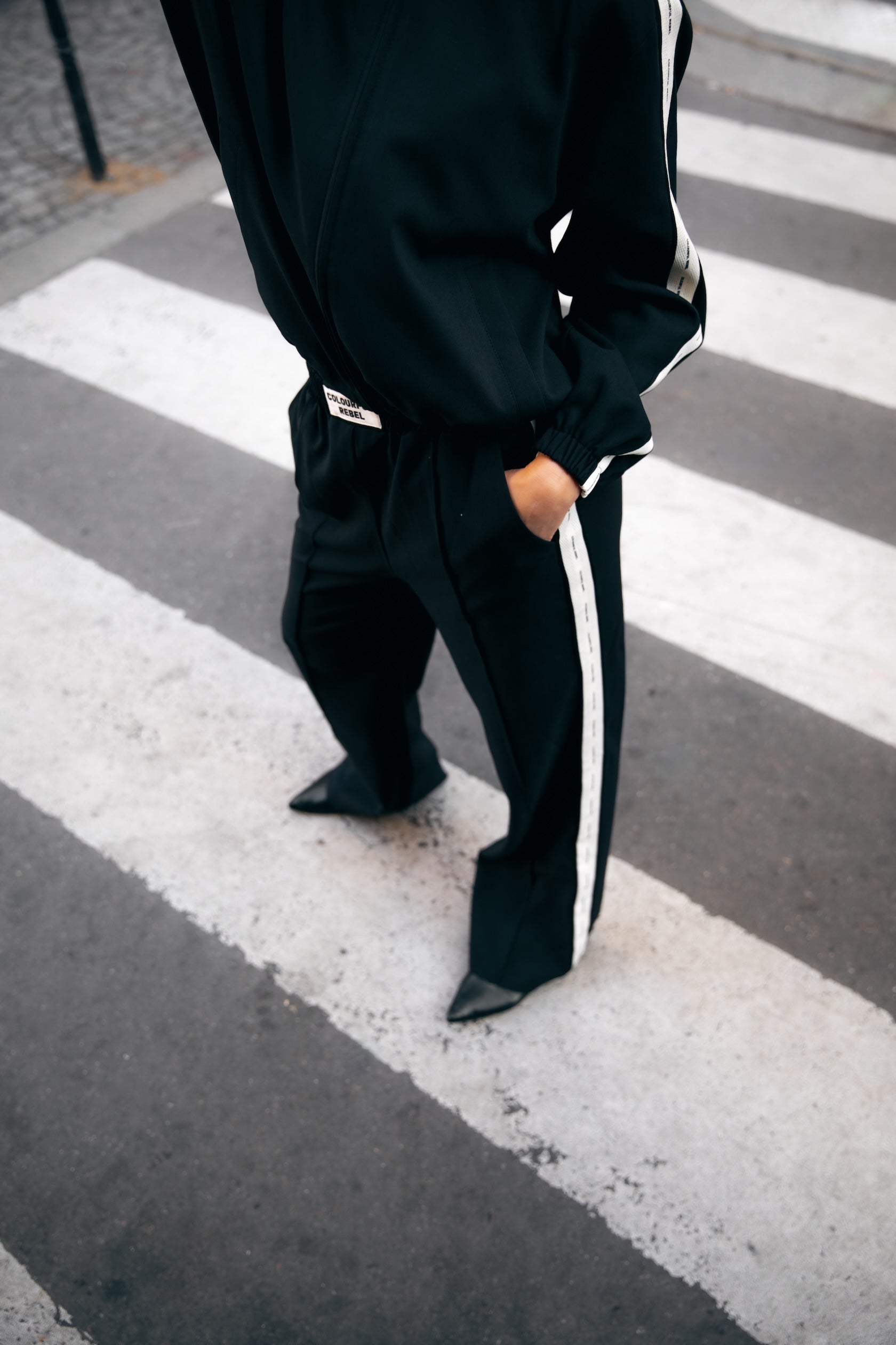 Vella Sport Pants | Black