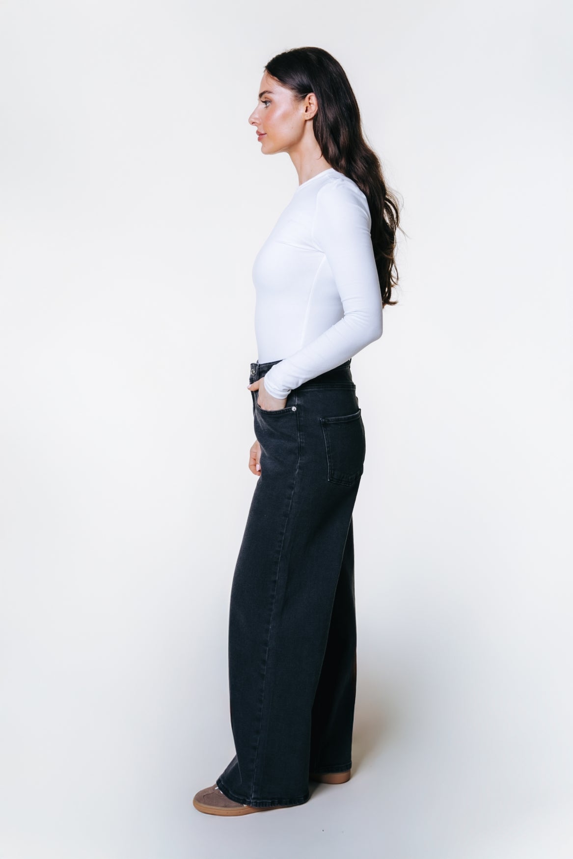 Gaias High Rise Denim | Dark grey denim