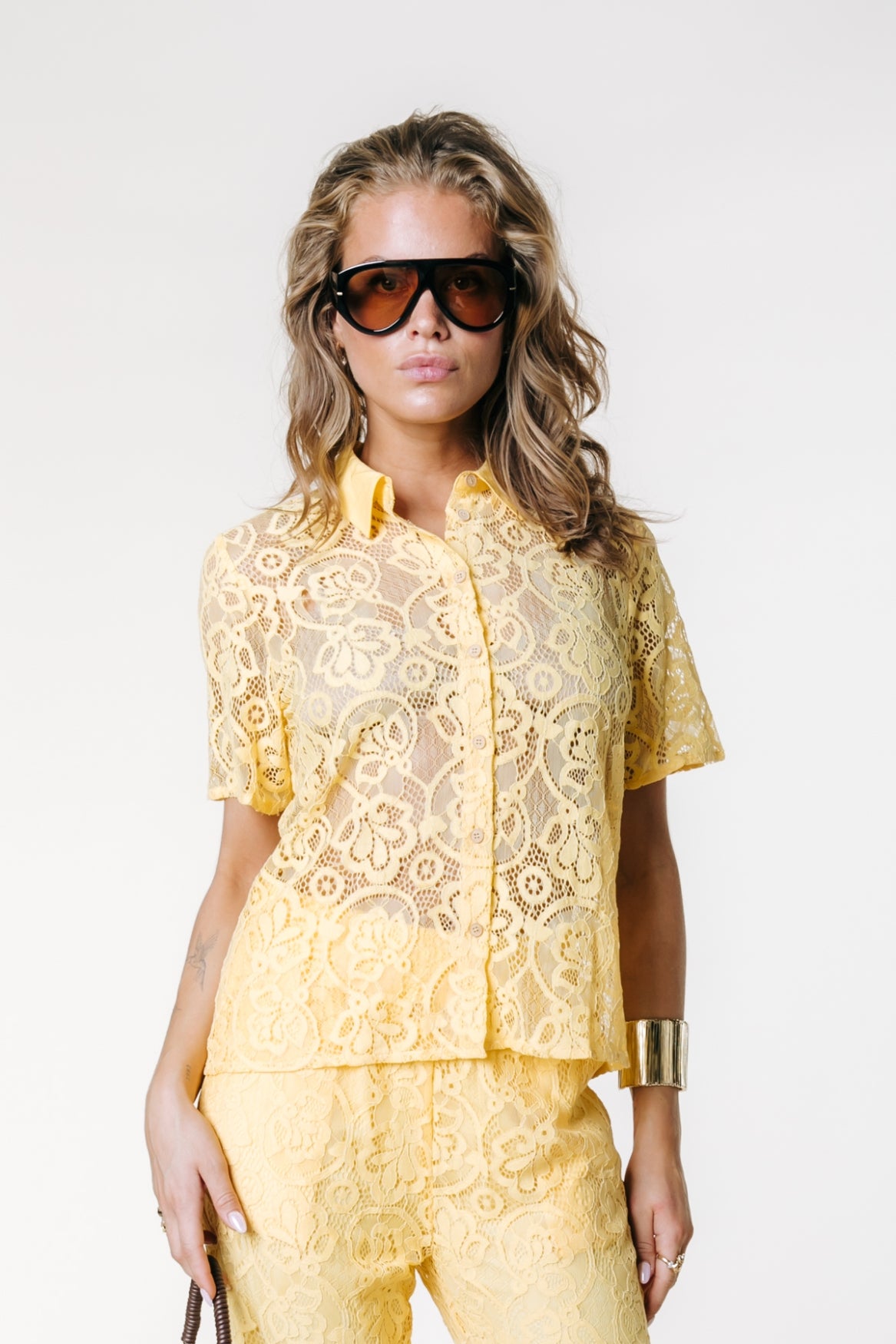 Giulia Lace Resort Shirt | Warm yellow