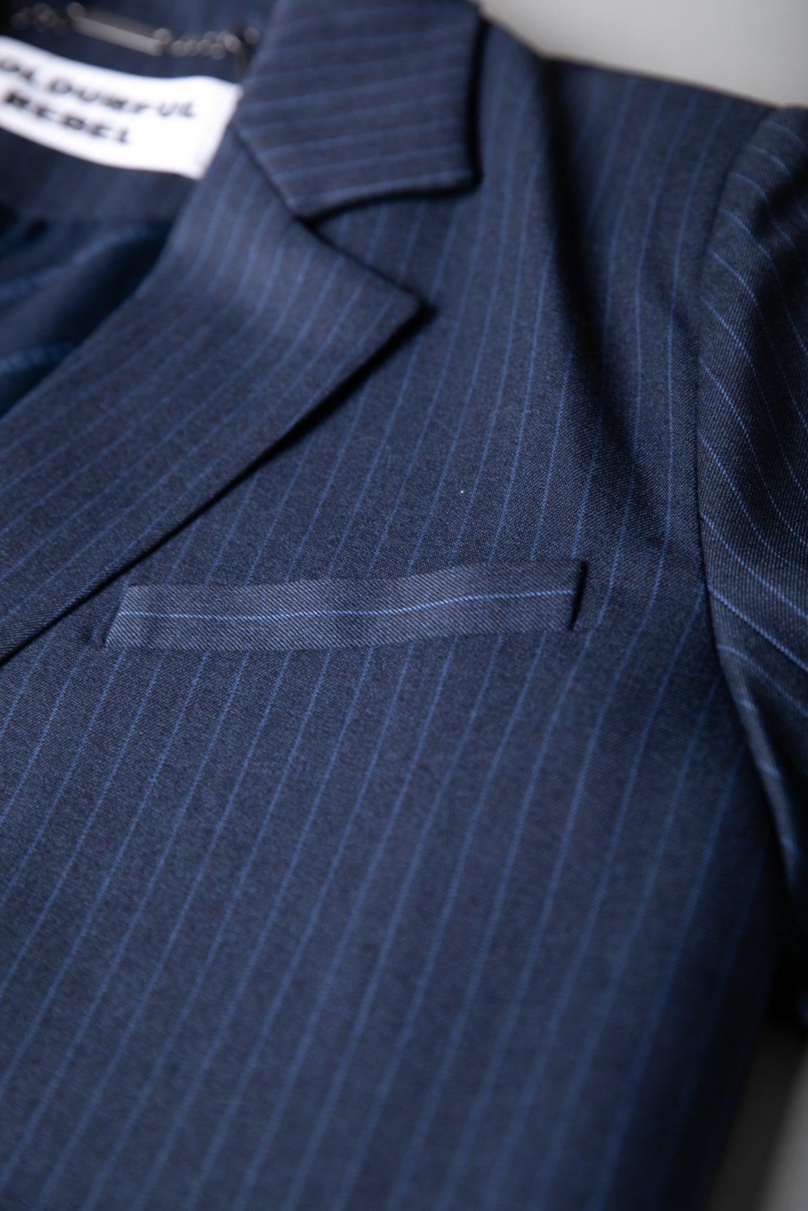 Gemma Pinstripe Blazer | Dark blue