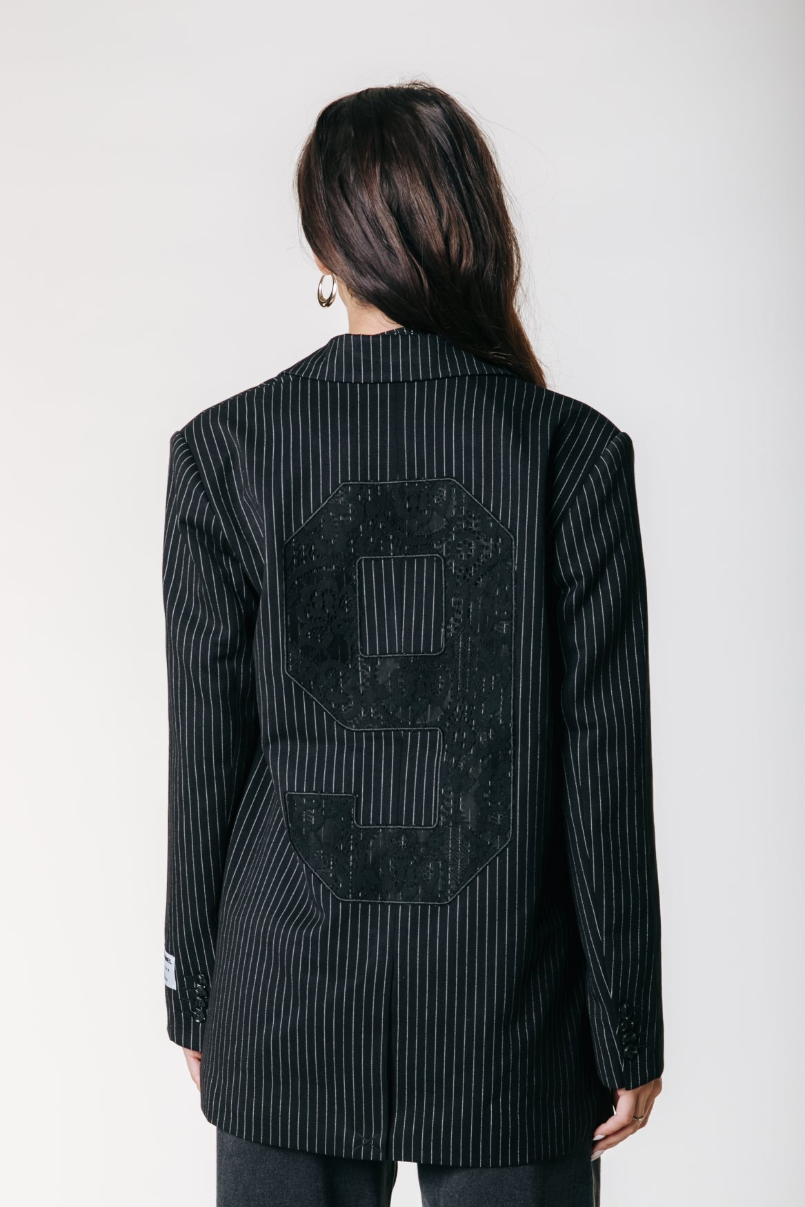 Jesra Pinstripe No 9 Lace Blazer | Black/white