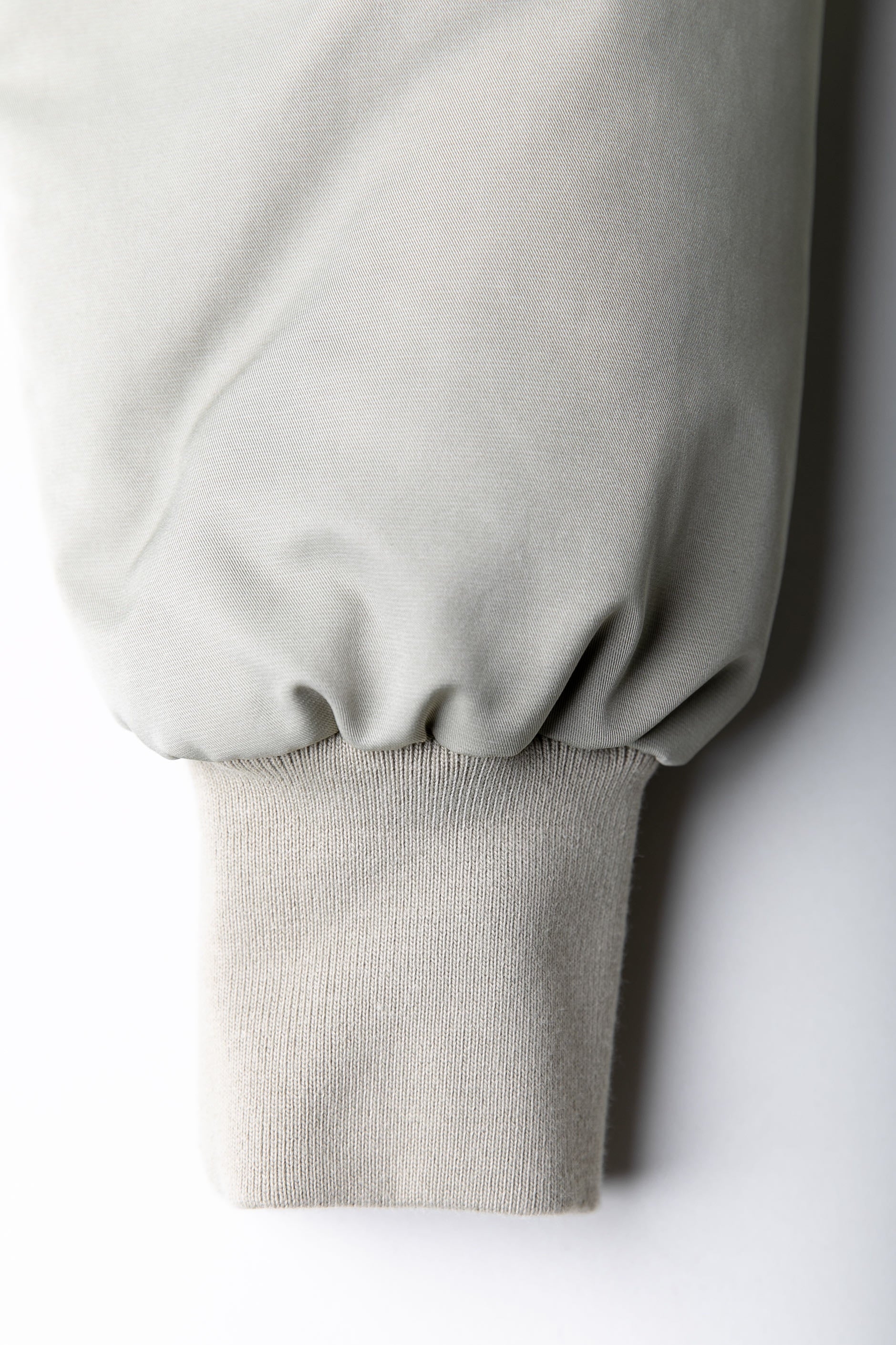 Dihya Bomber Jacket | Vintage green