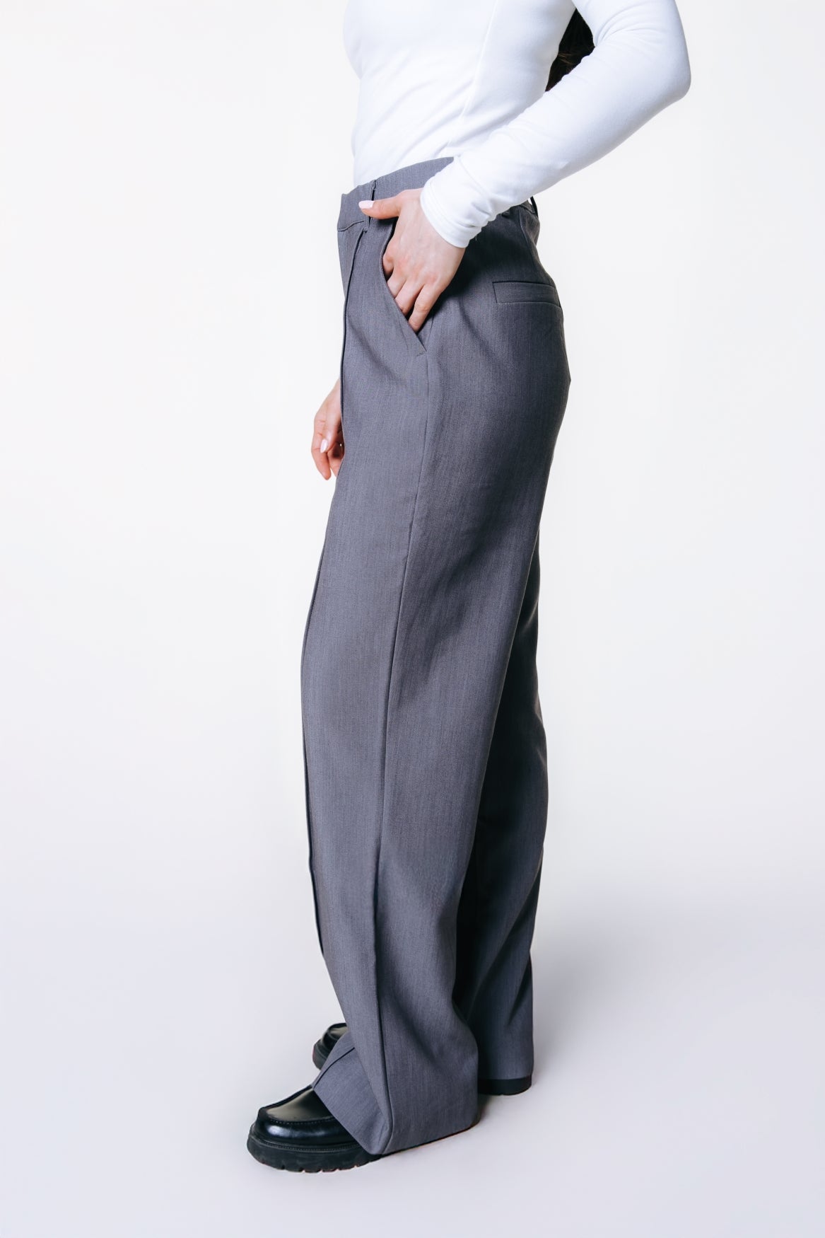 Rus Straight Pants | Grey