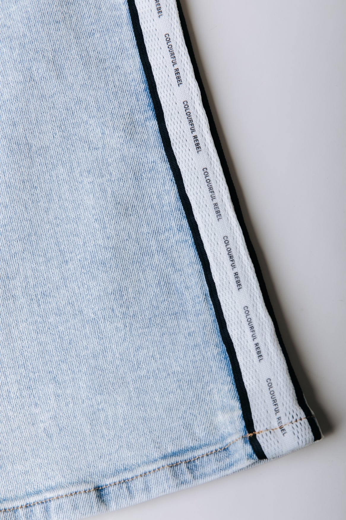 Gaias Tuxedo Tape High Rise Straight Leg Denim Pants | Light blue denim