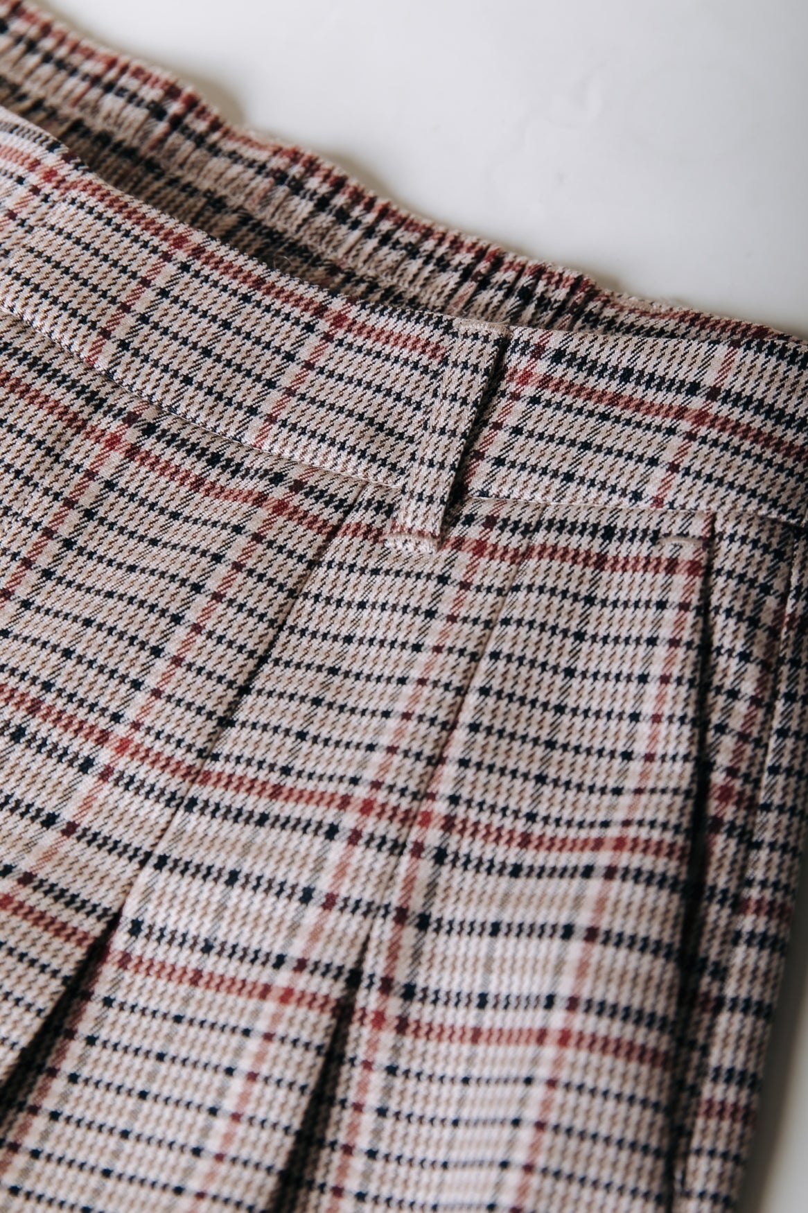 Isa Check Mid Rise Pleated Pants | Medium brown