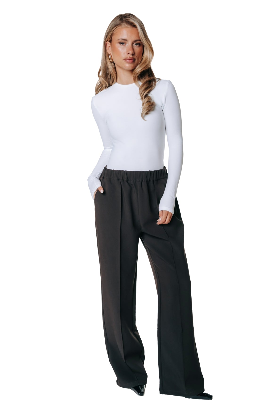 Vella Tailored Pants | Darkest Brown