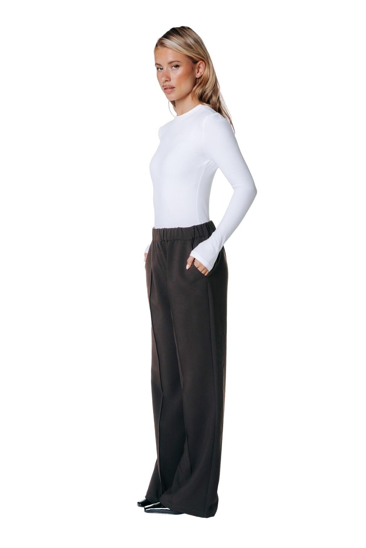 Vella Tailored Pants | Darkest Brown