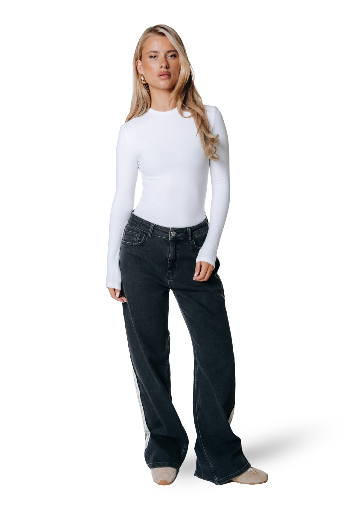Gaias High Rise Straight Leg Denim | Dark grey denim