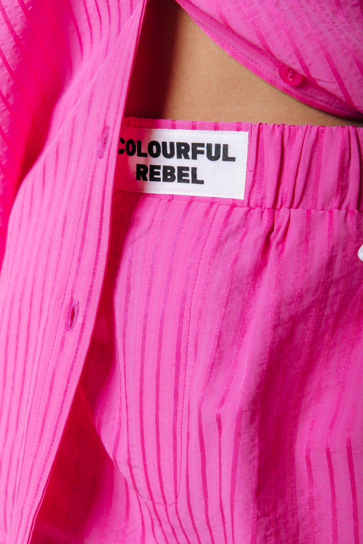 Lyn Stripe Short | Bright pink