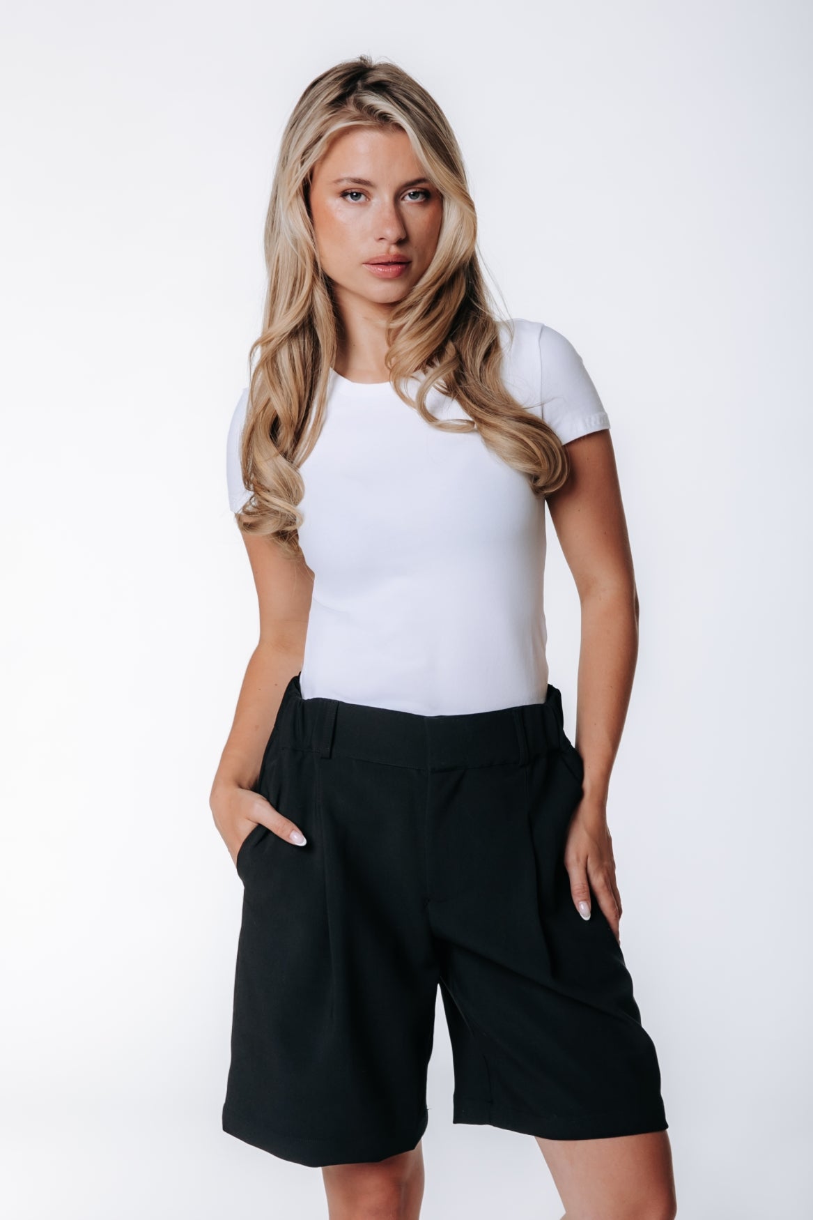 Demi Tailored Shorts | Black
