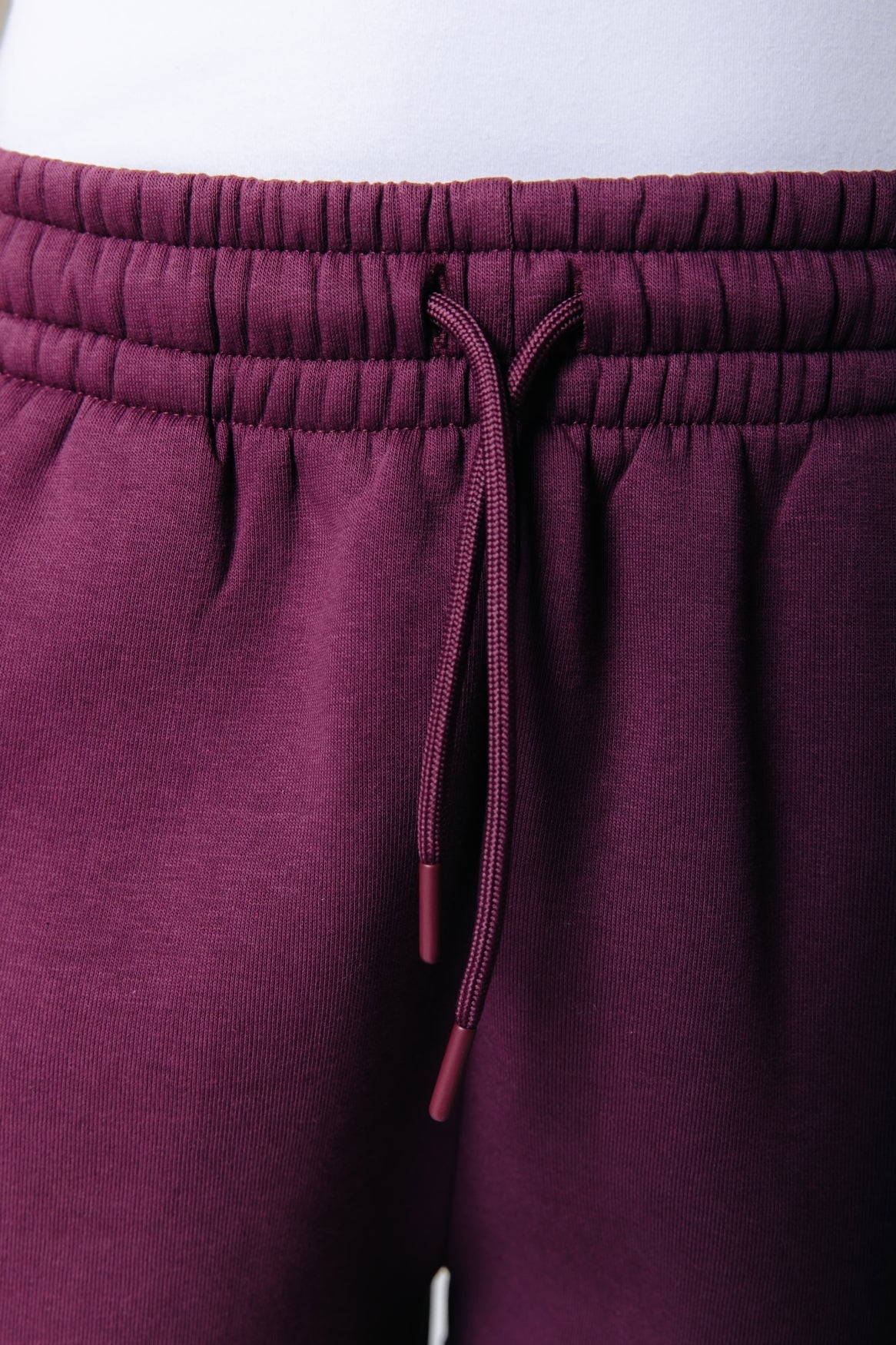 Label Sweatshorts | Merlot Red