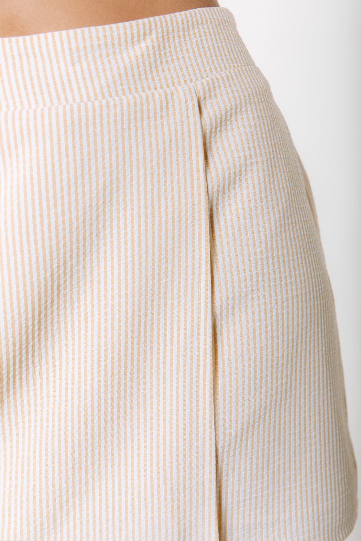 Mylo Stripe Skort | Soft yellow