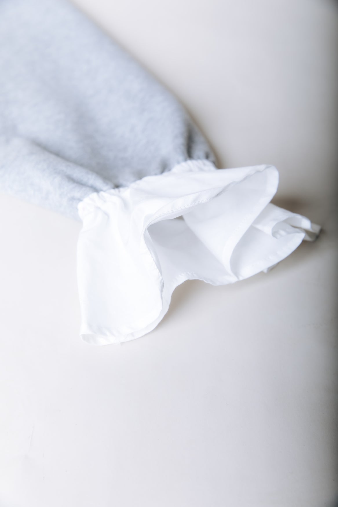 Poplin Cuff Dropped Shoulder Sweat | Light grey melange