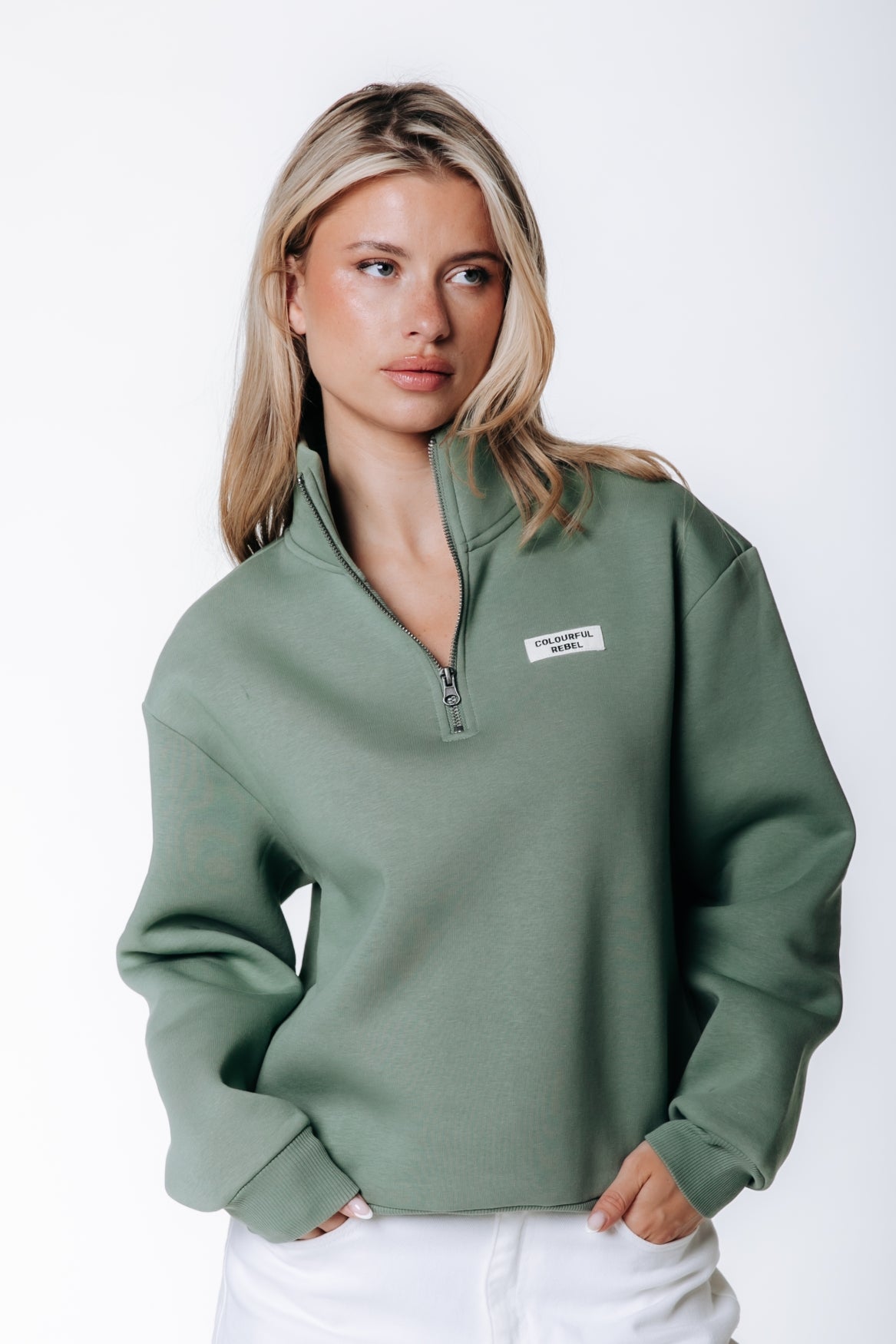 Label Zip Sweat | Olive Green