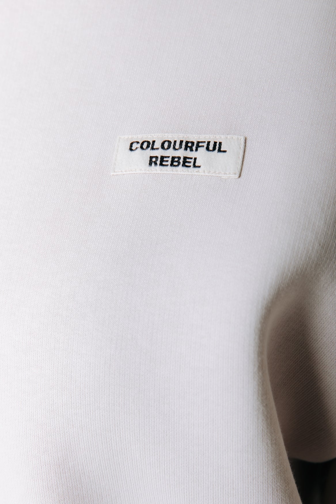 Uni Label Sweatshirt mit überschnittenen Schultern | Stone