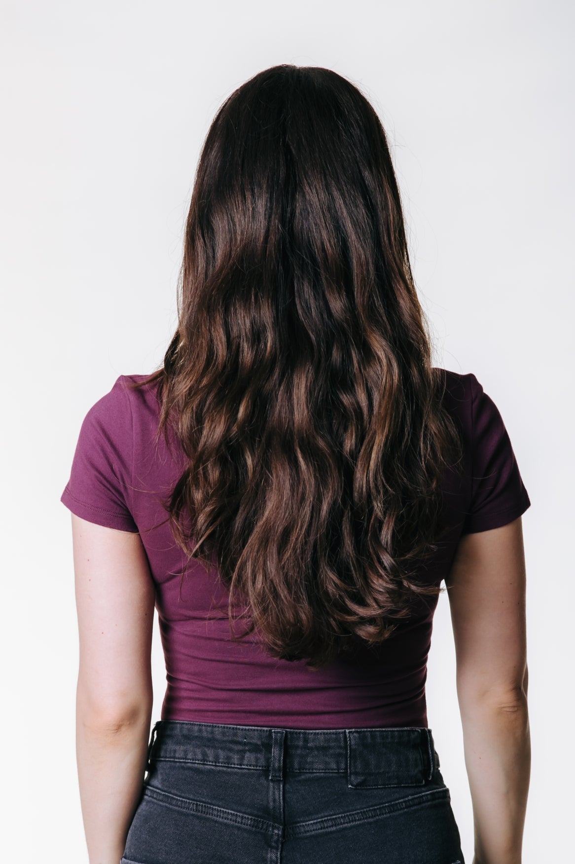 Fitted V-neck T-shirt | Merlot Red