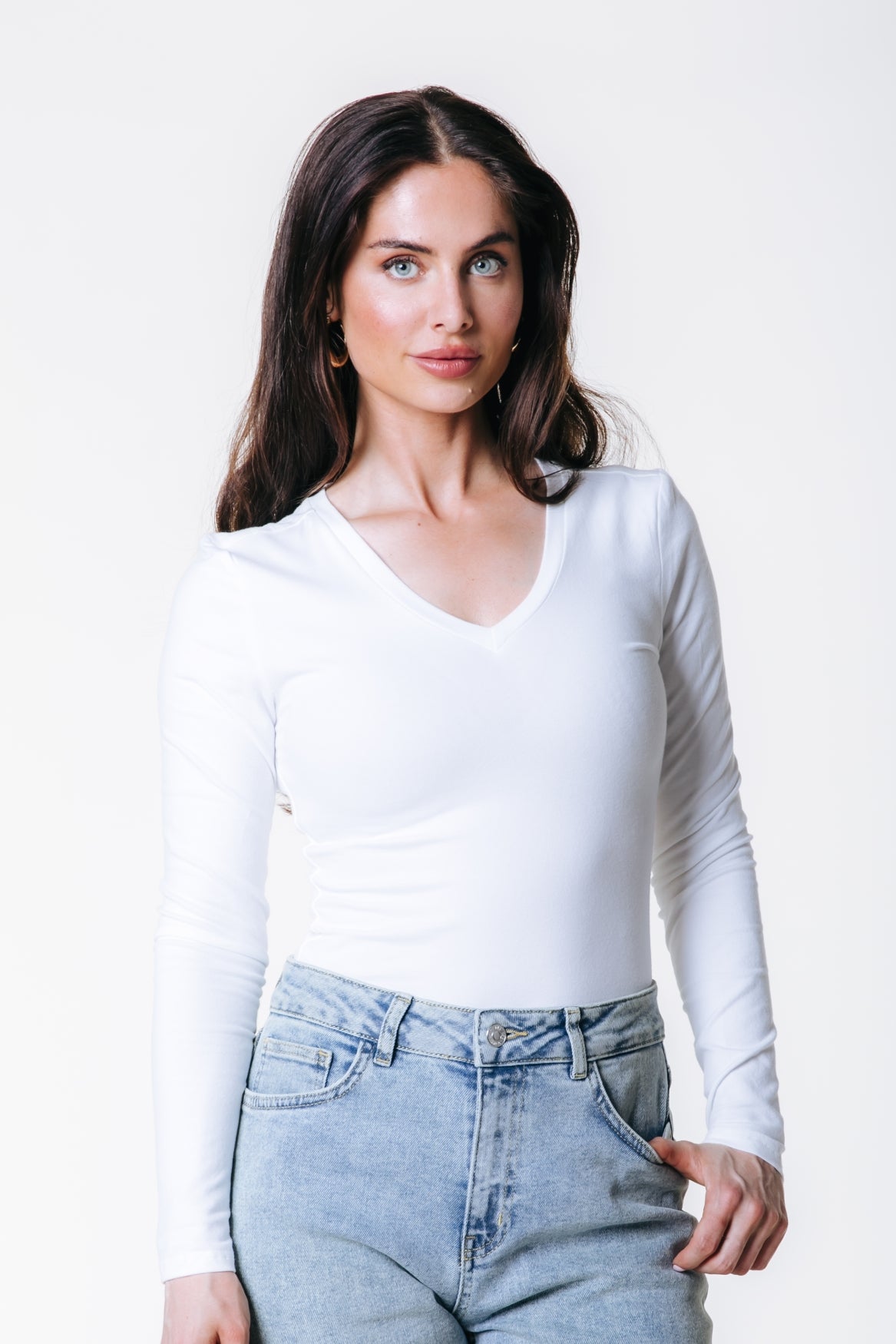 Fitted Longsleeve V-neck Top | Optic white
