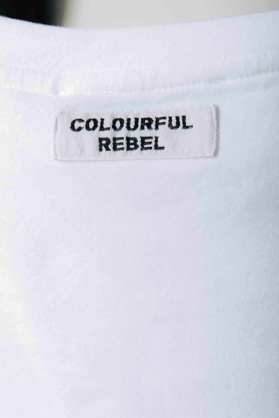 Uni Fitted Longsleeve V-neck T-shirt | Optic white