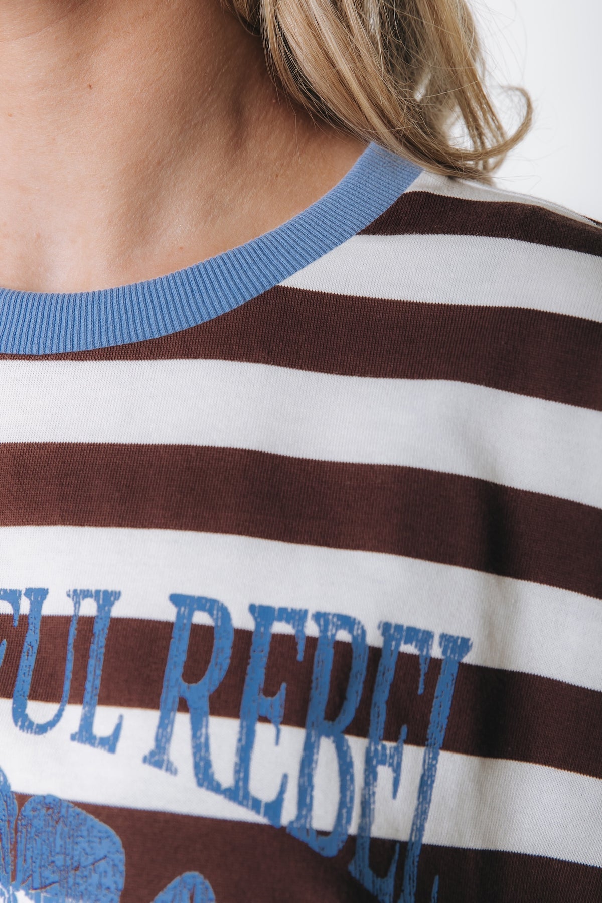 Flower Crack Print Striped Longsleeve | White/Brown