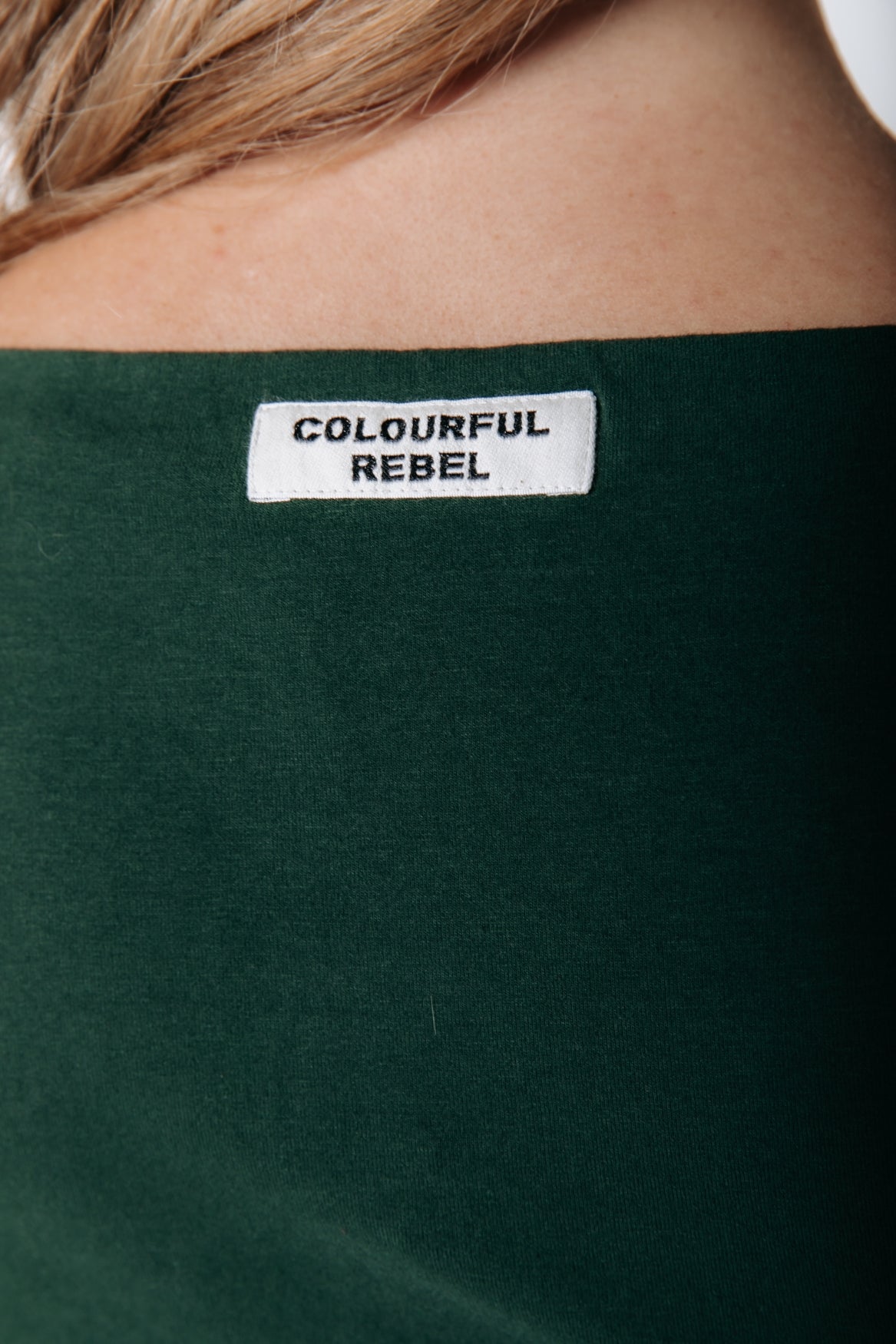 Uni Logo Fitted Boatneck Langarmshirt | Dunkelgrün