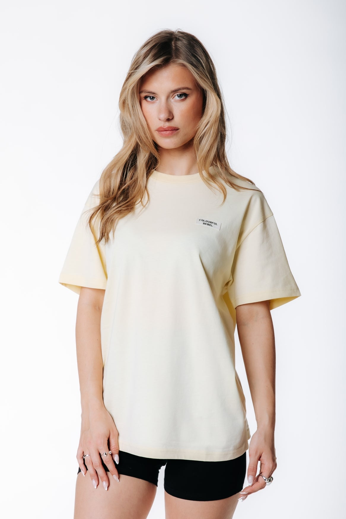 Label T-shirt | Soft yellow