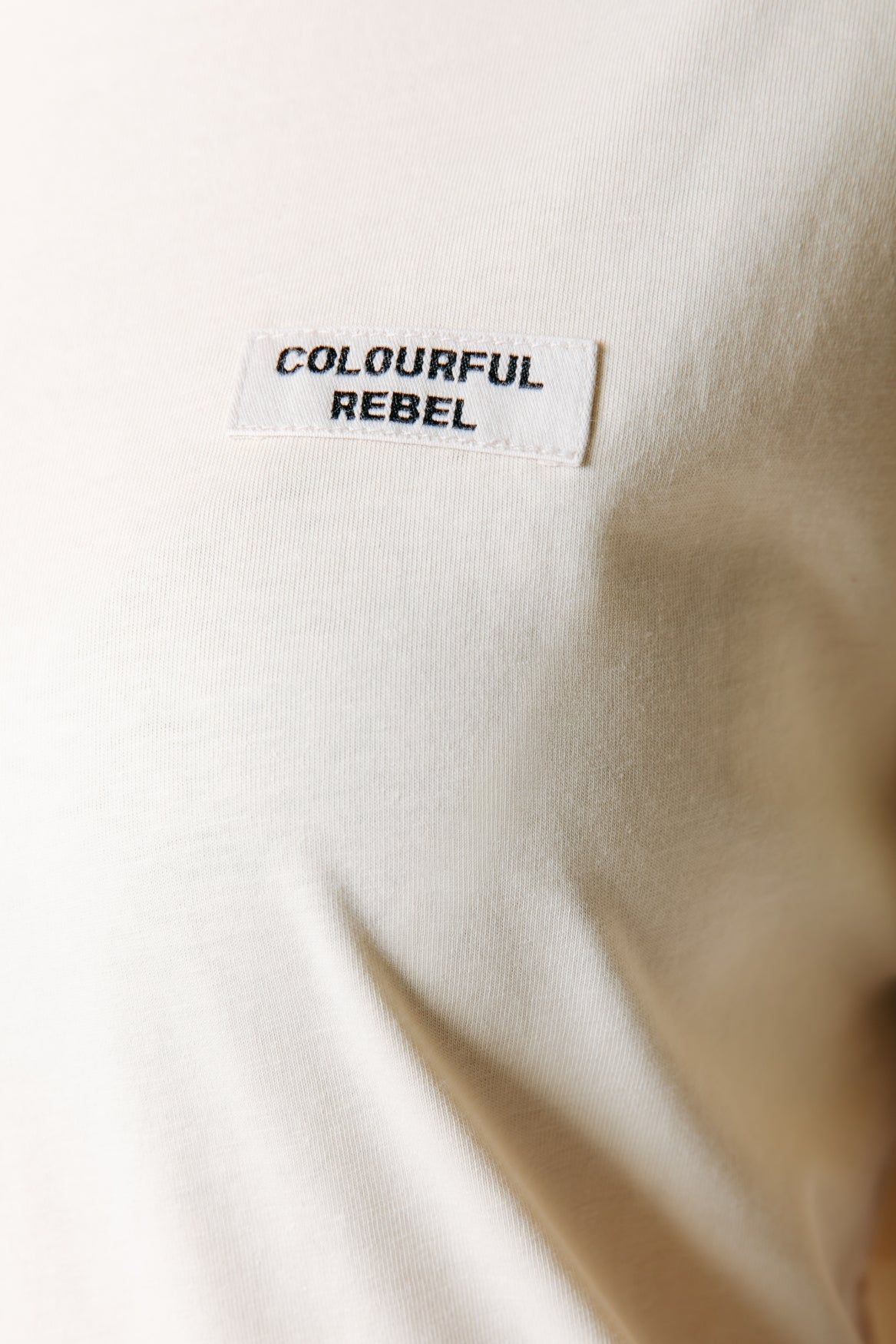 Label T-shirt | Soft yellow