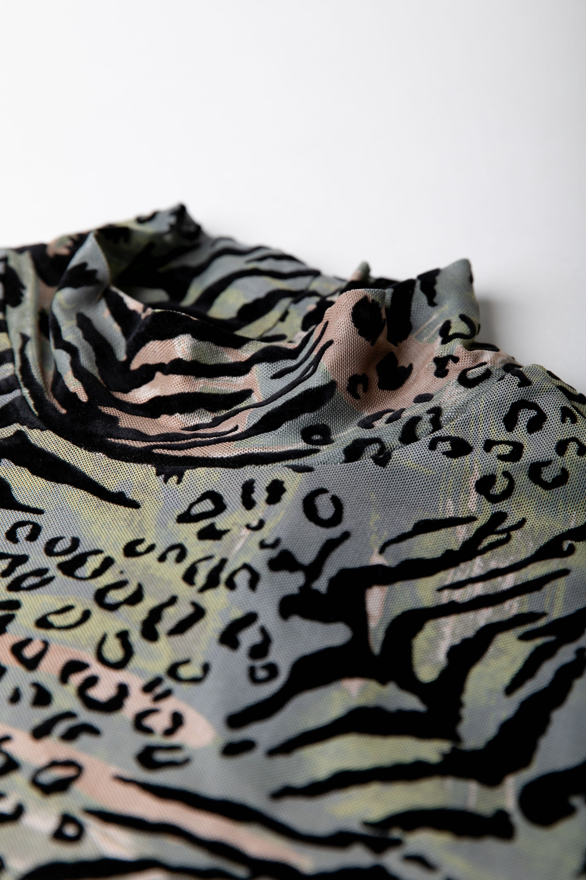 Neyo Leopard Flock Top | Army