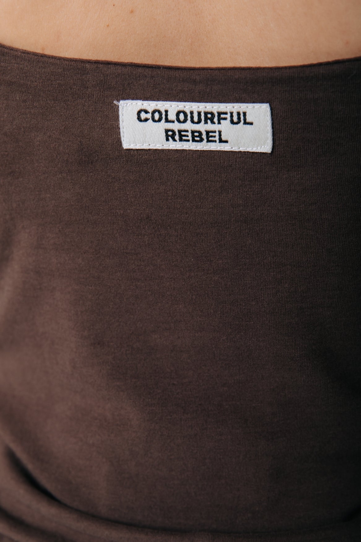 Figurbetontes Trägertop | Braun