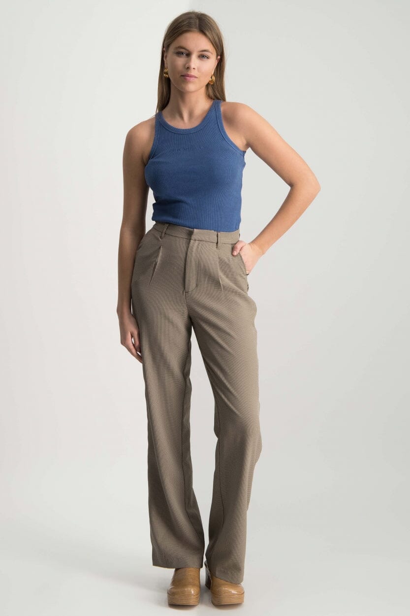 Colourful Rebel Sachi Rib Tanktop | Brown