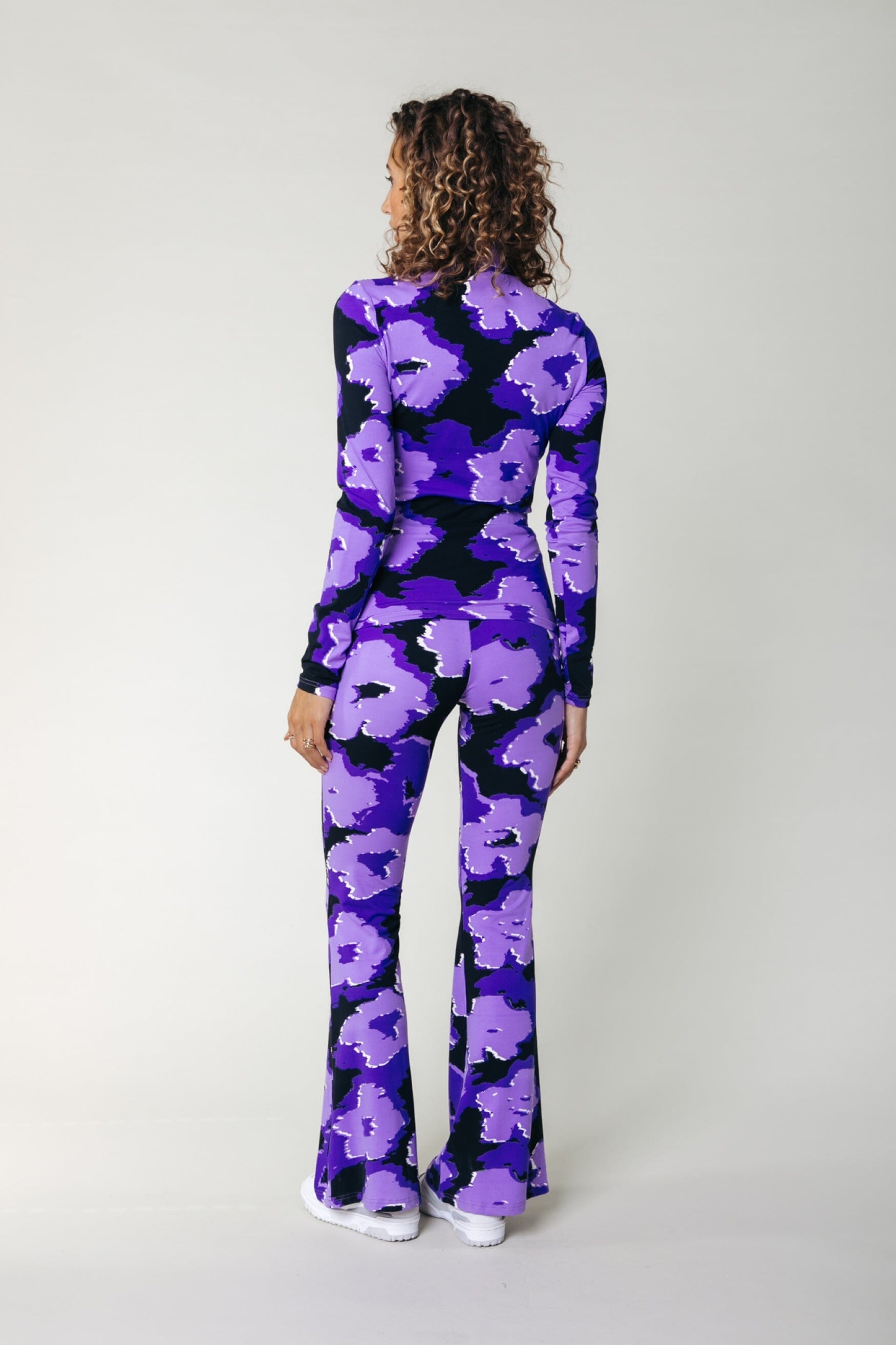 Colourful Rebel Neyo Flower Top | Light lilac