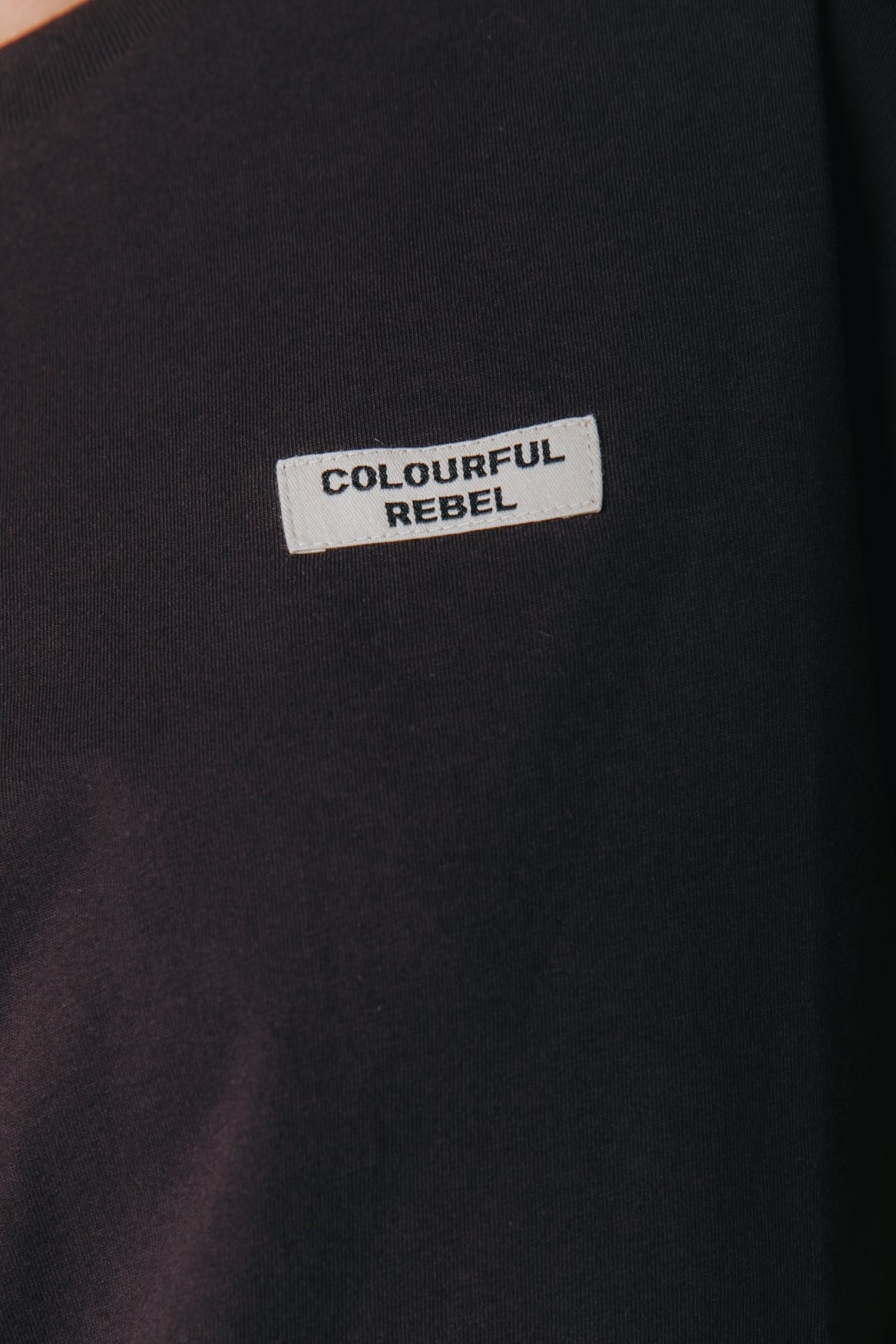 Label T-shirt | Darkest Brown