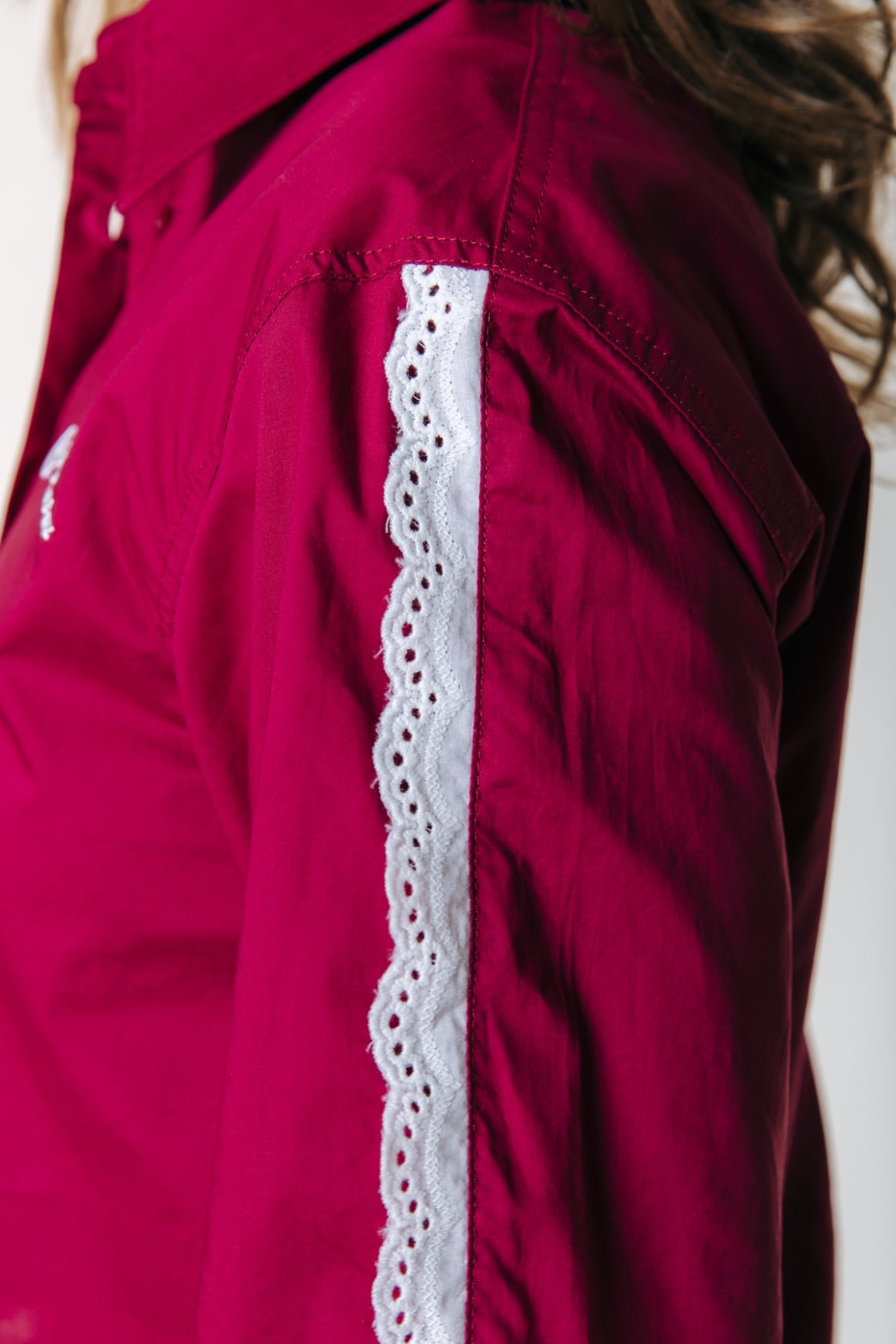 Miggy Cropped Blouse | Deep Burgundy