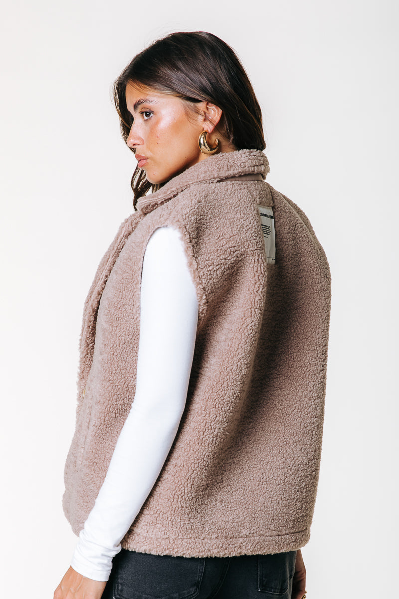 Evi Faux Fur Gilet | Beige