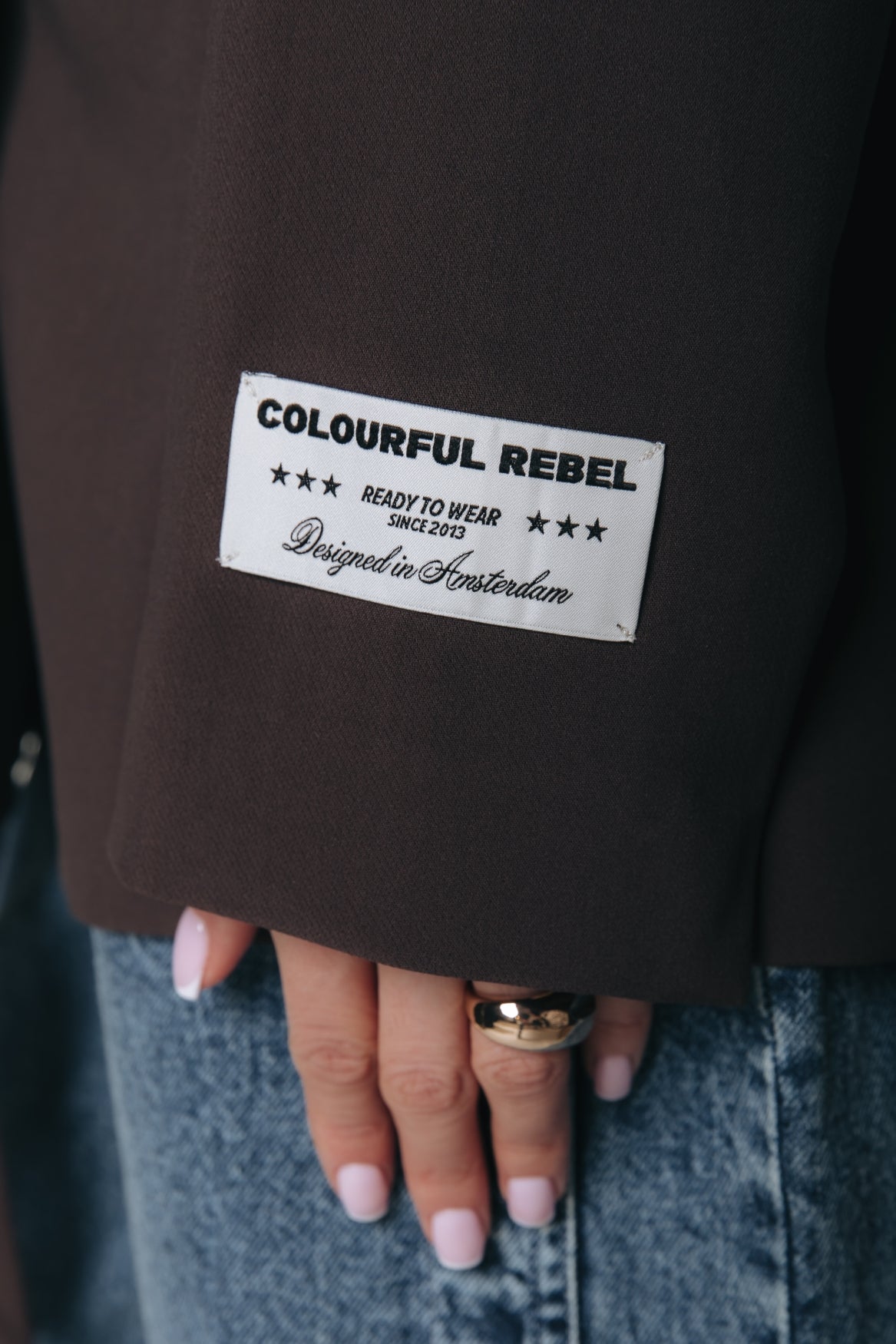 Izzy Uni Blazer mit Gürtel | Braun