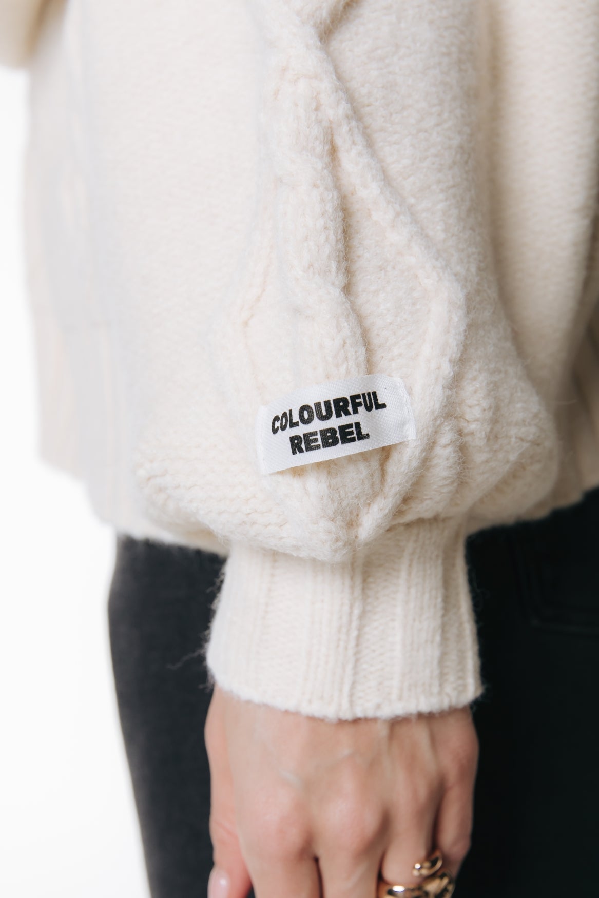 Momo Chunky Cable Knit | Off white