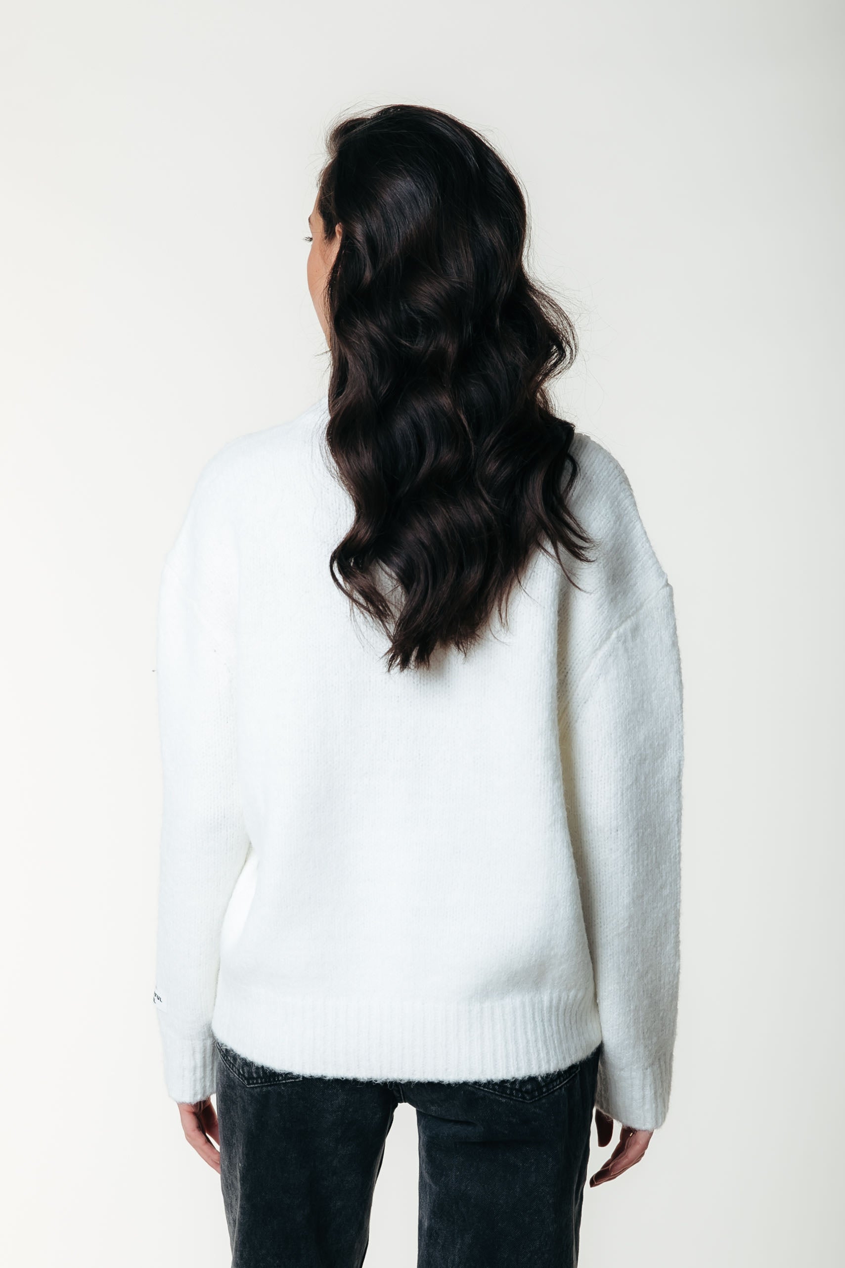 Rebel Crewneck Knitted Sweater | Off white