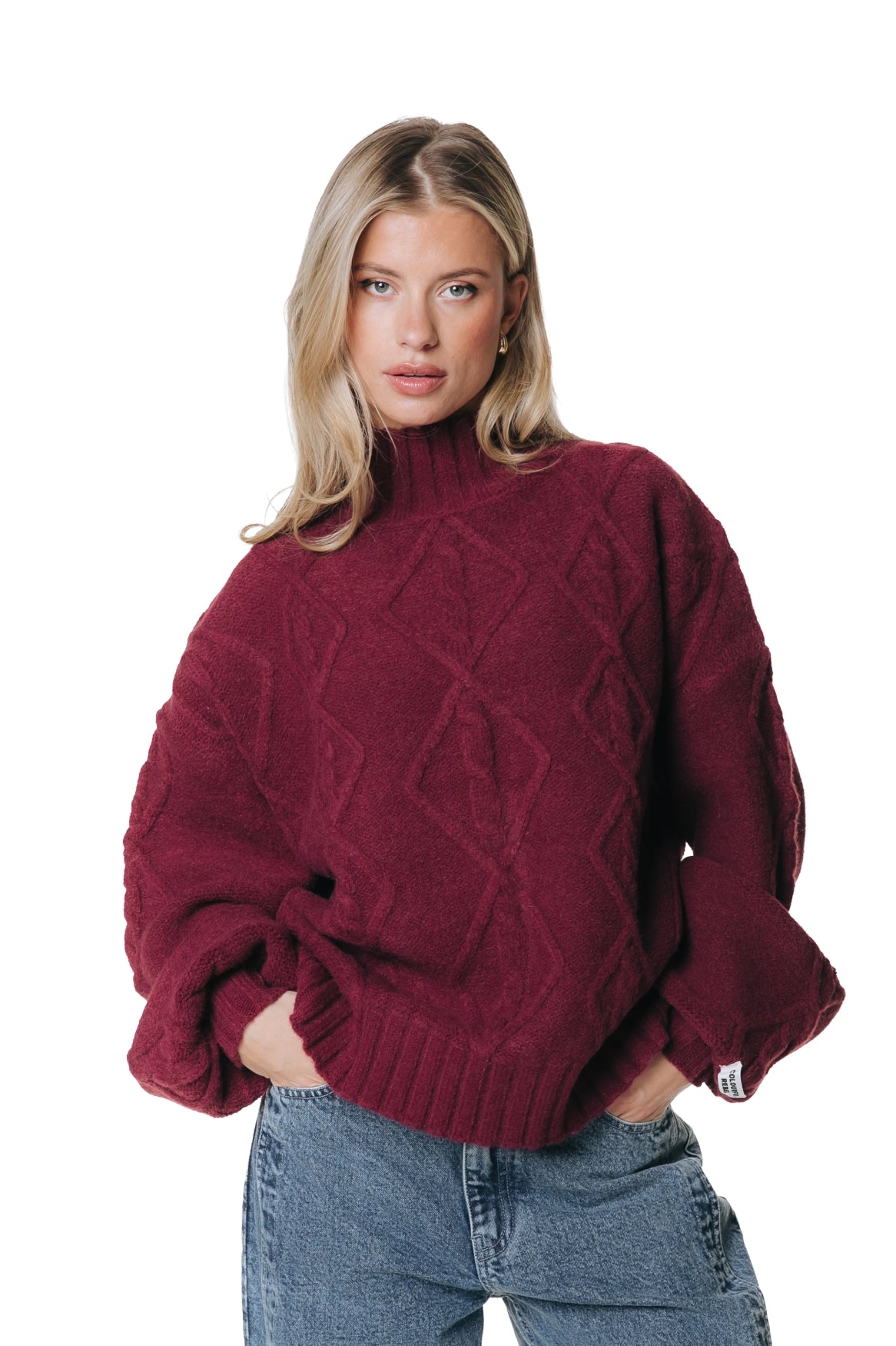 Momo Chunky Cable Knit | Merlot Red