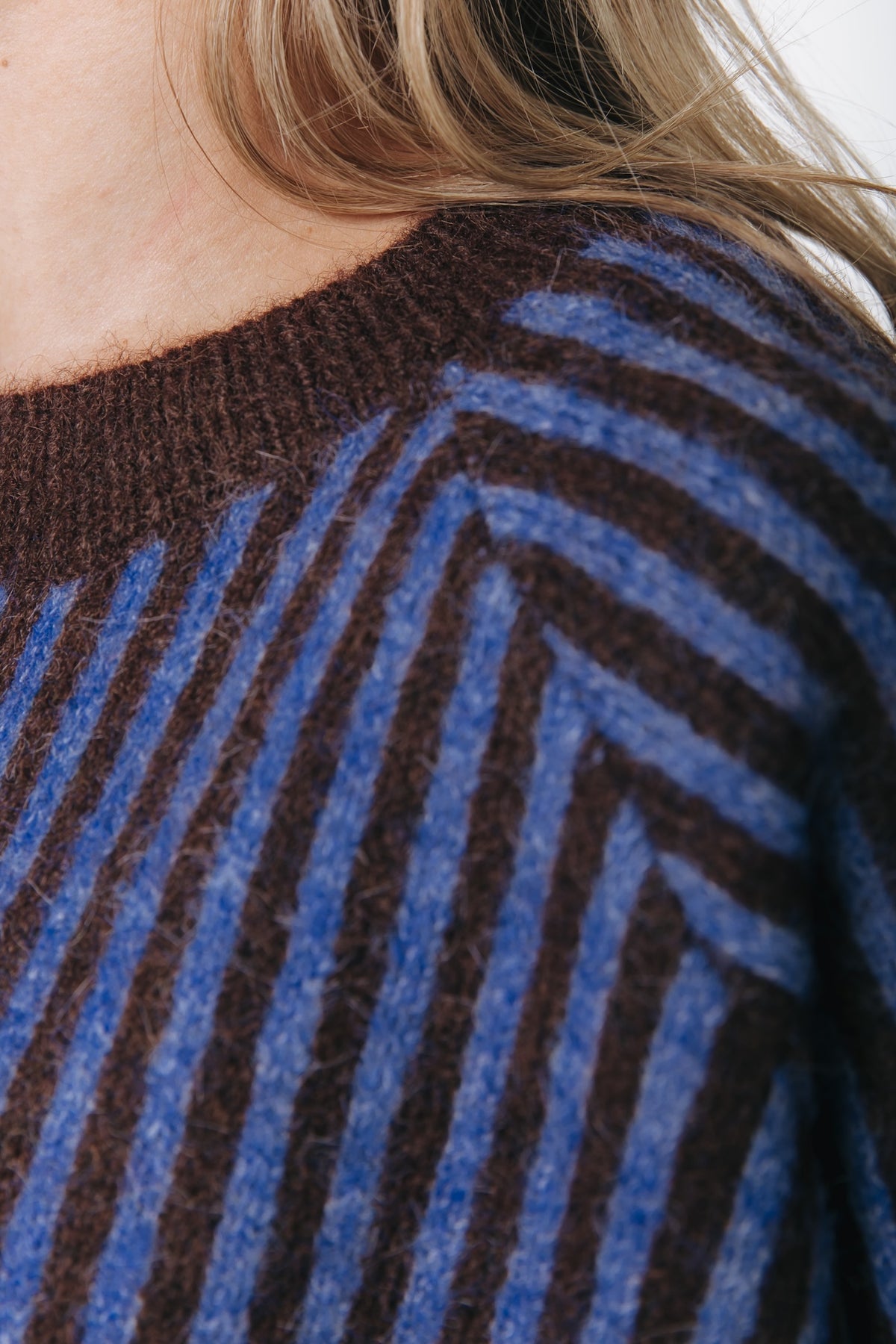 Lou Two Tone Sriped Knit | Multicolor