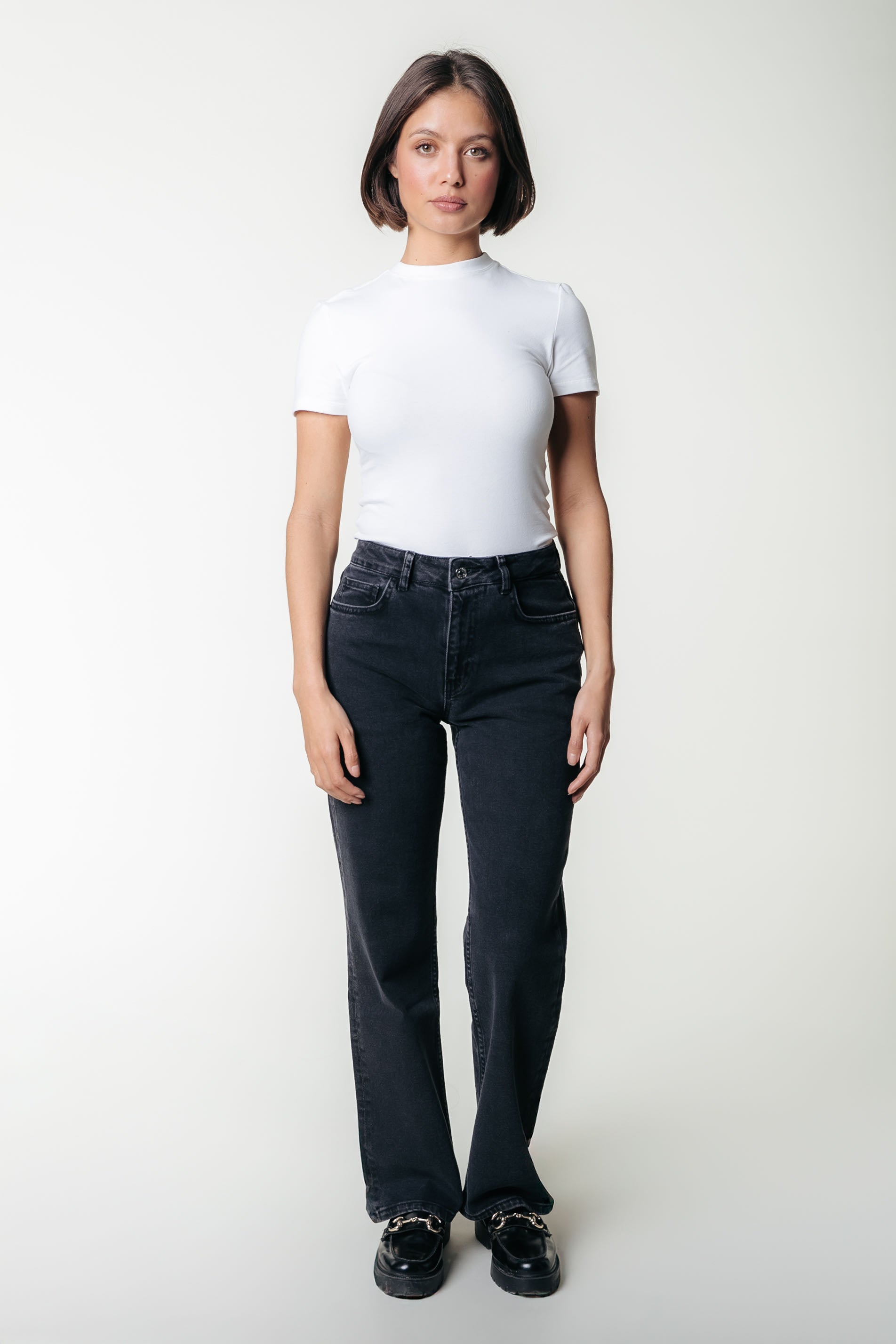 Jones Straight Leg Denim | Dark grey denim