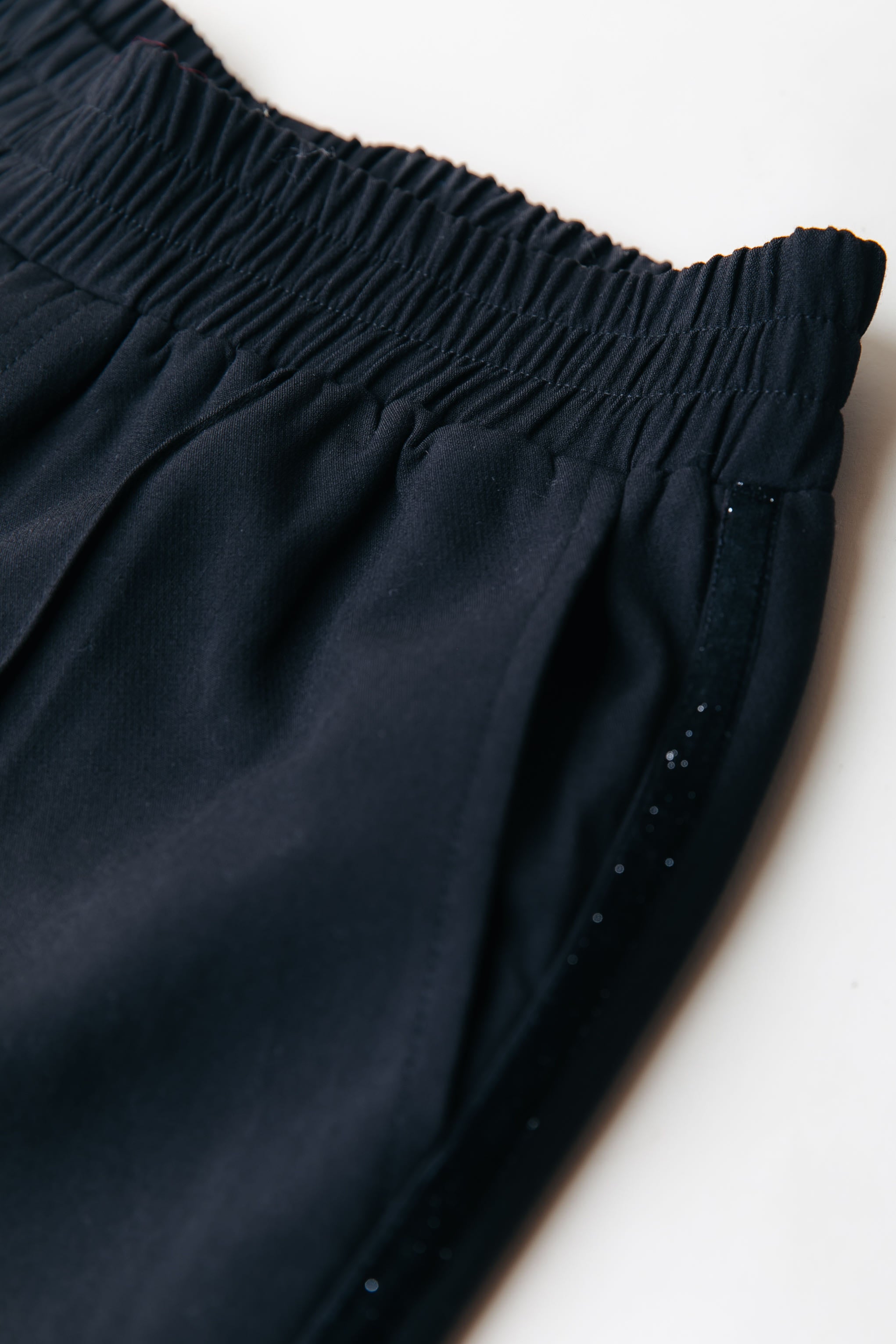 Jiby Pintuck Glitter Pants | Black