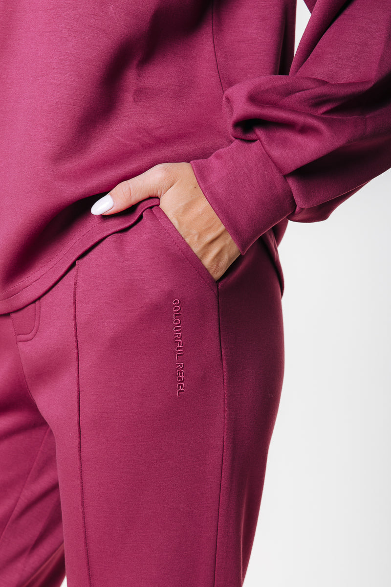 Jiby Pintuck Straight Pants | Bordeaux