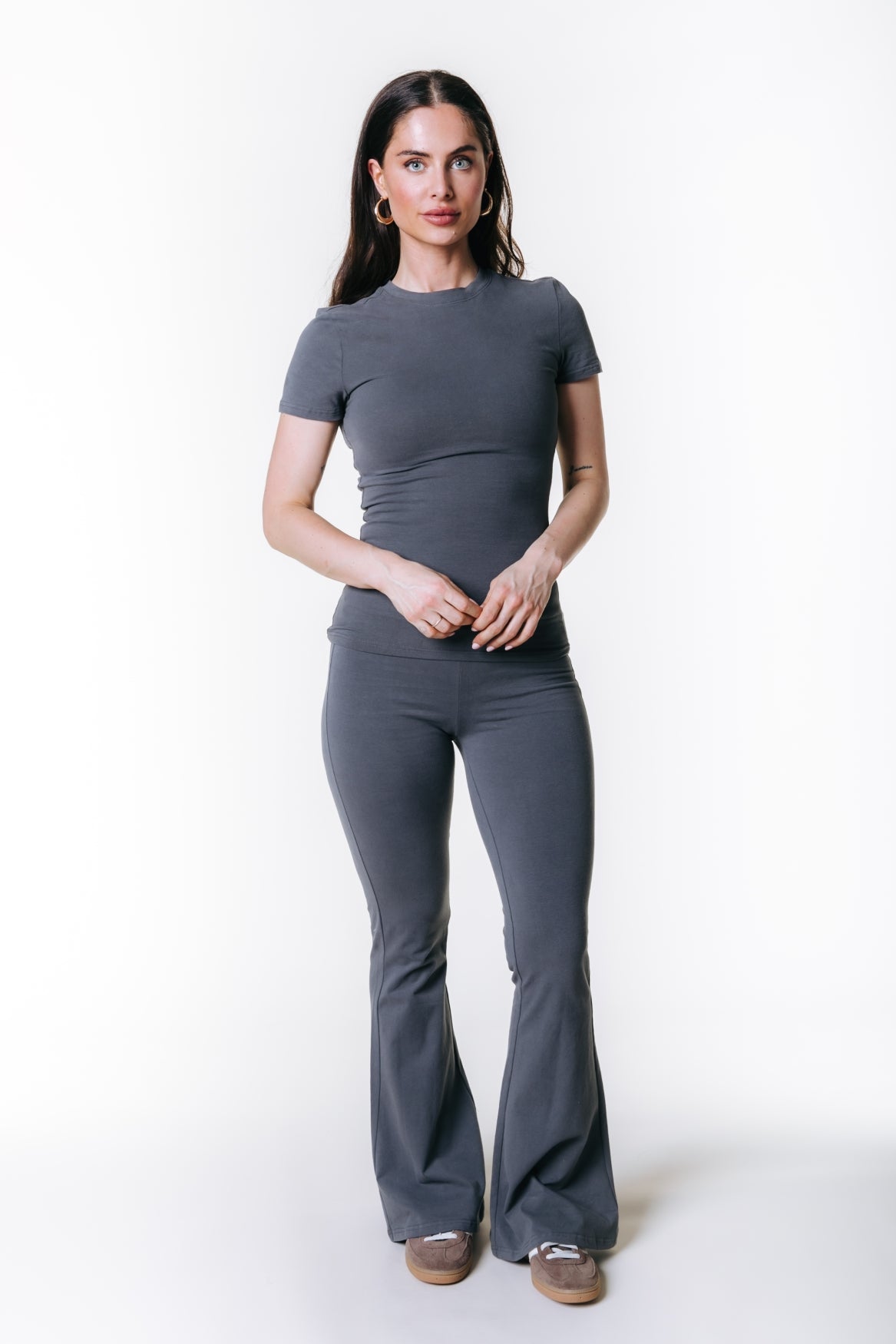 Fitted Flare Pants | Dark grey