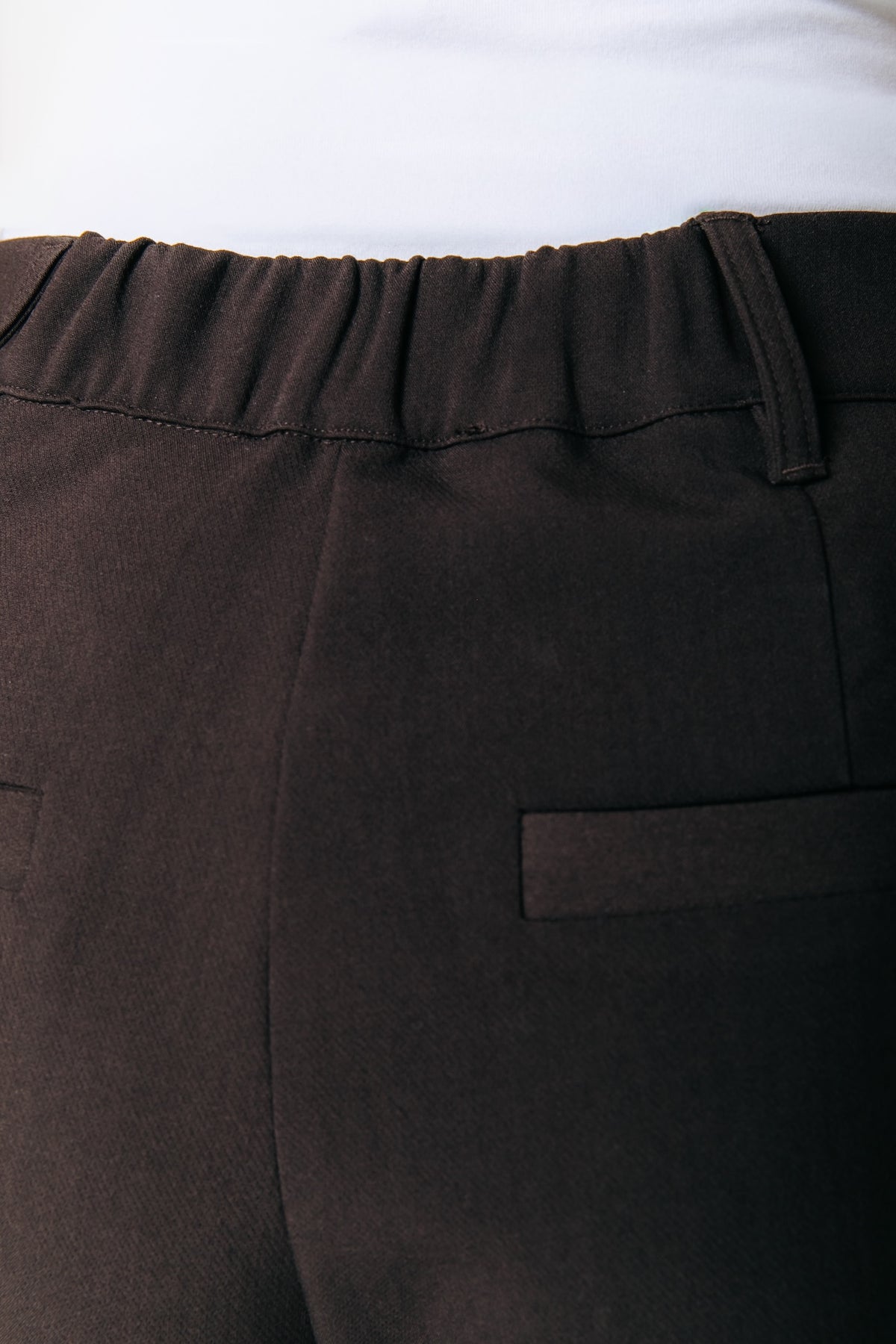 Rus Straight Pants | Darkest Brown