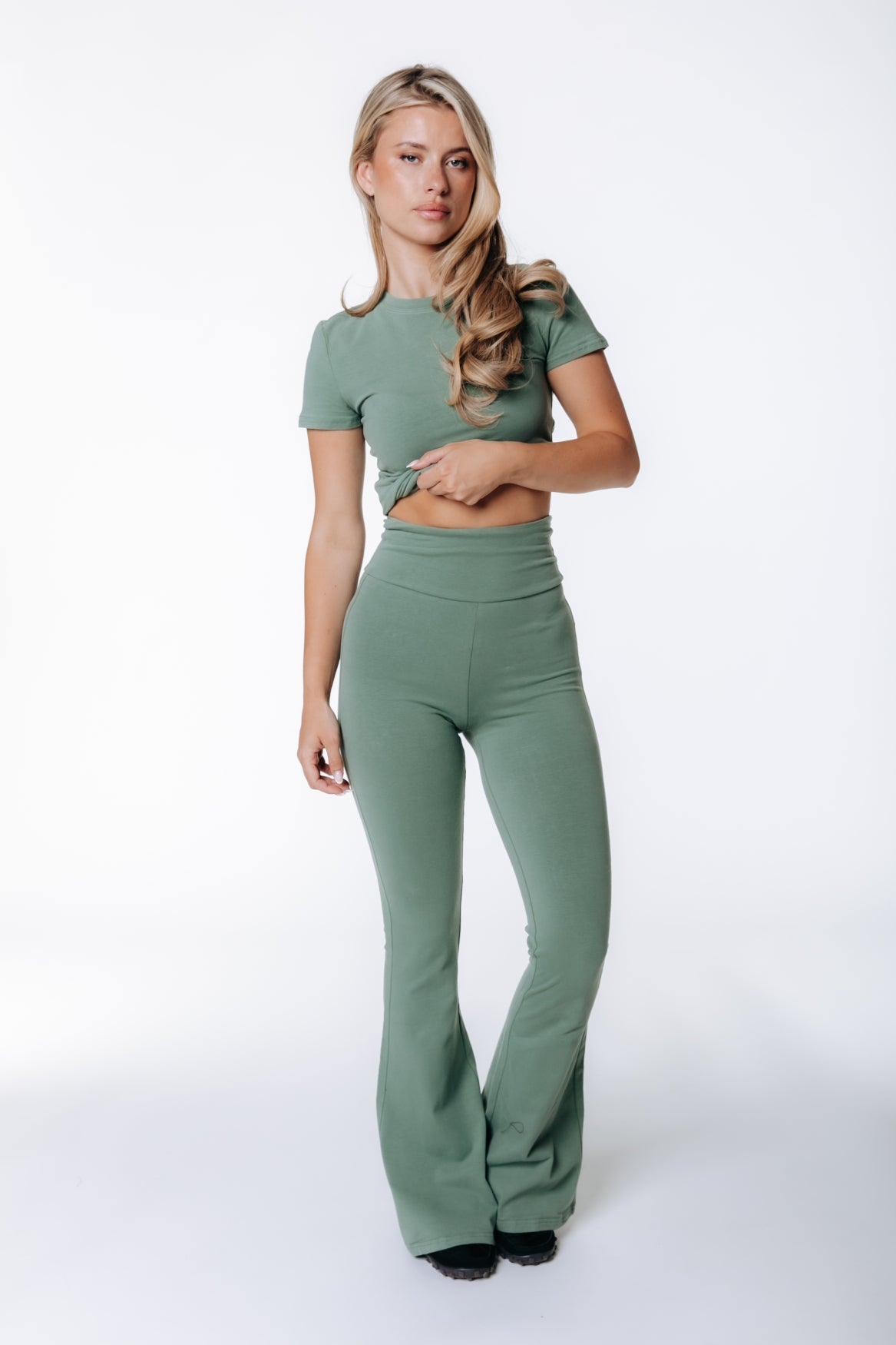 Fitted Flare Pants | Olive Green