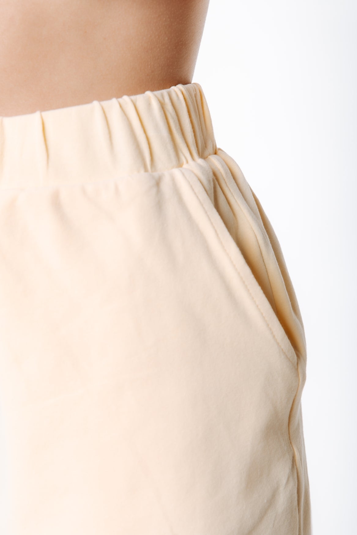 Loose Shorts | Soft yellow