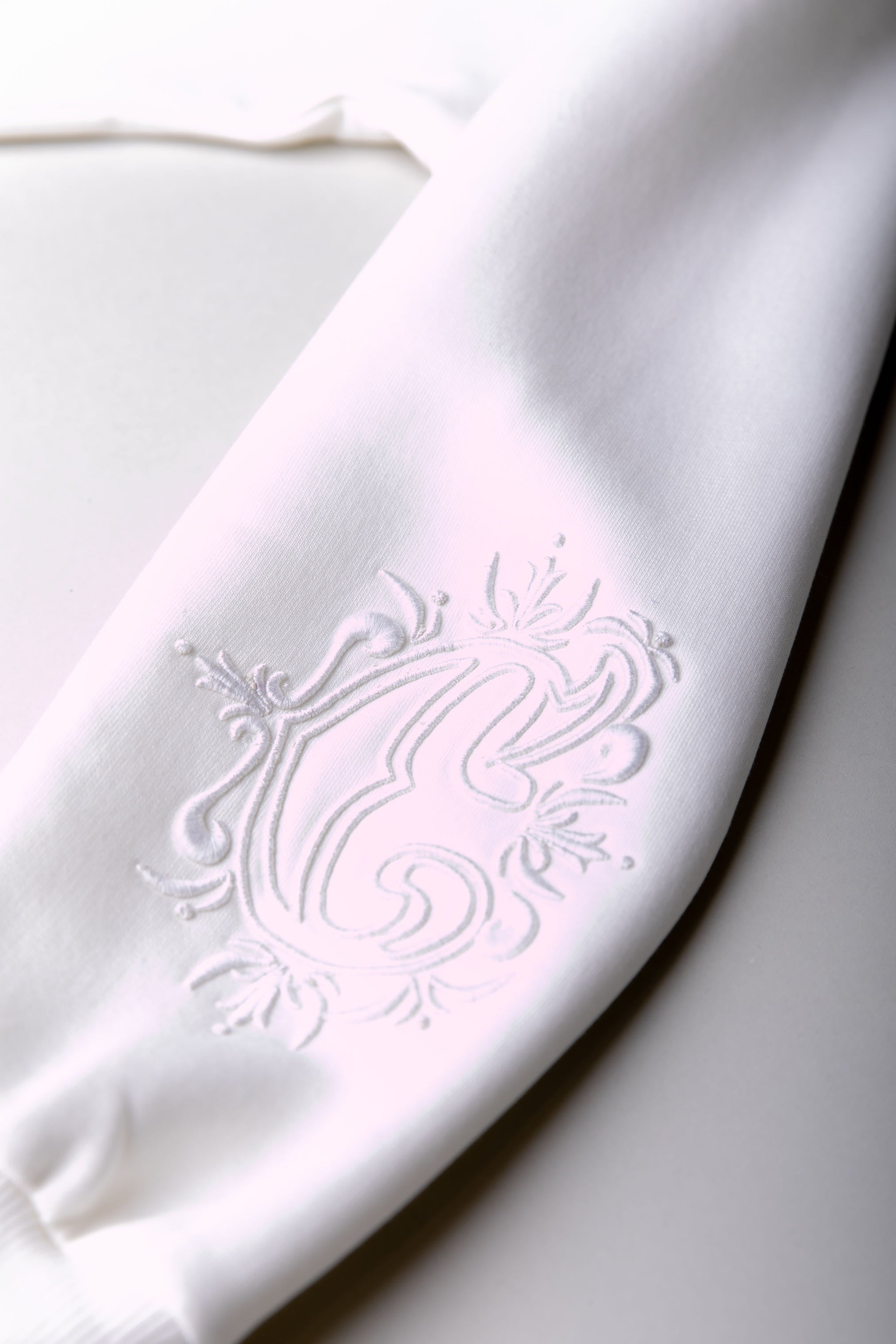 Sleeve Embro Sweat | Off white