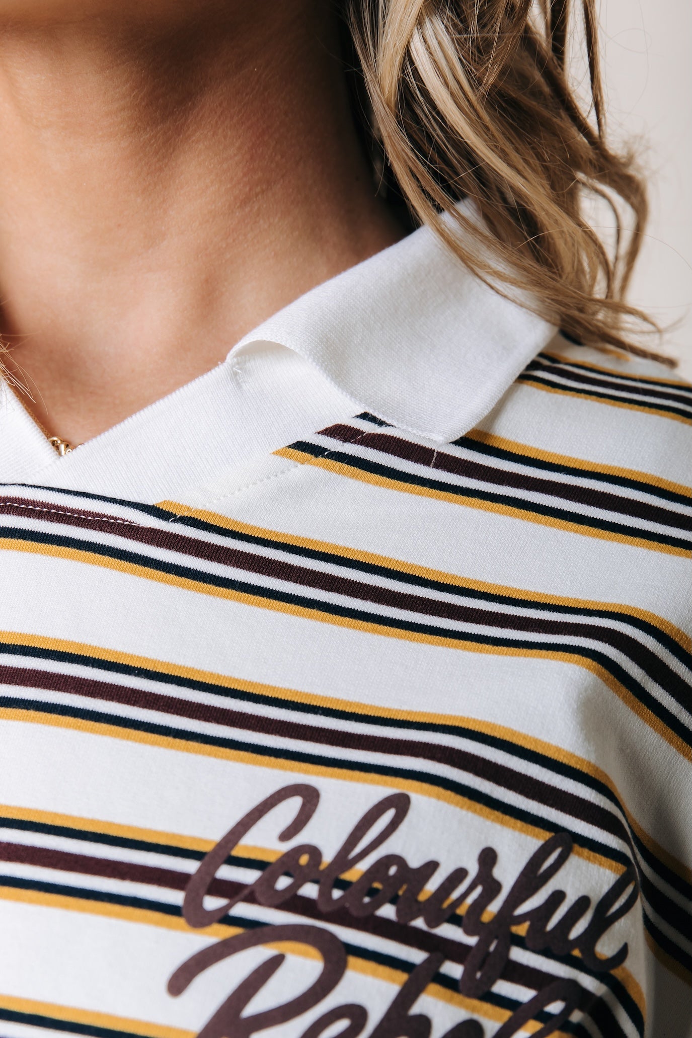 Sport Collar Striped Longsleeve | Off white
