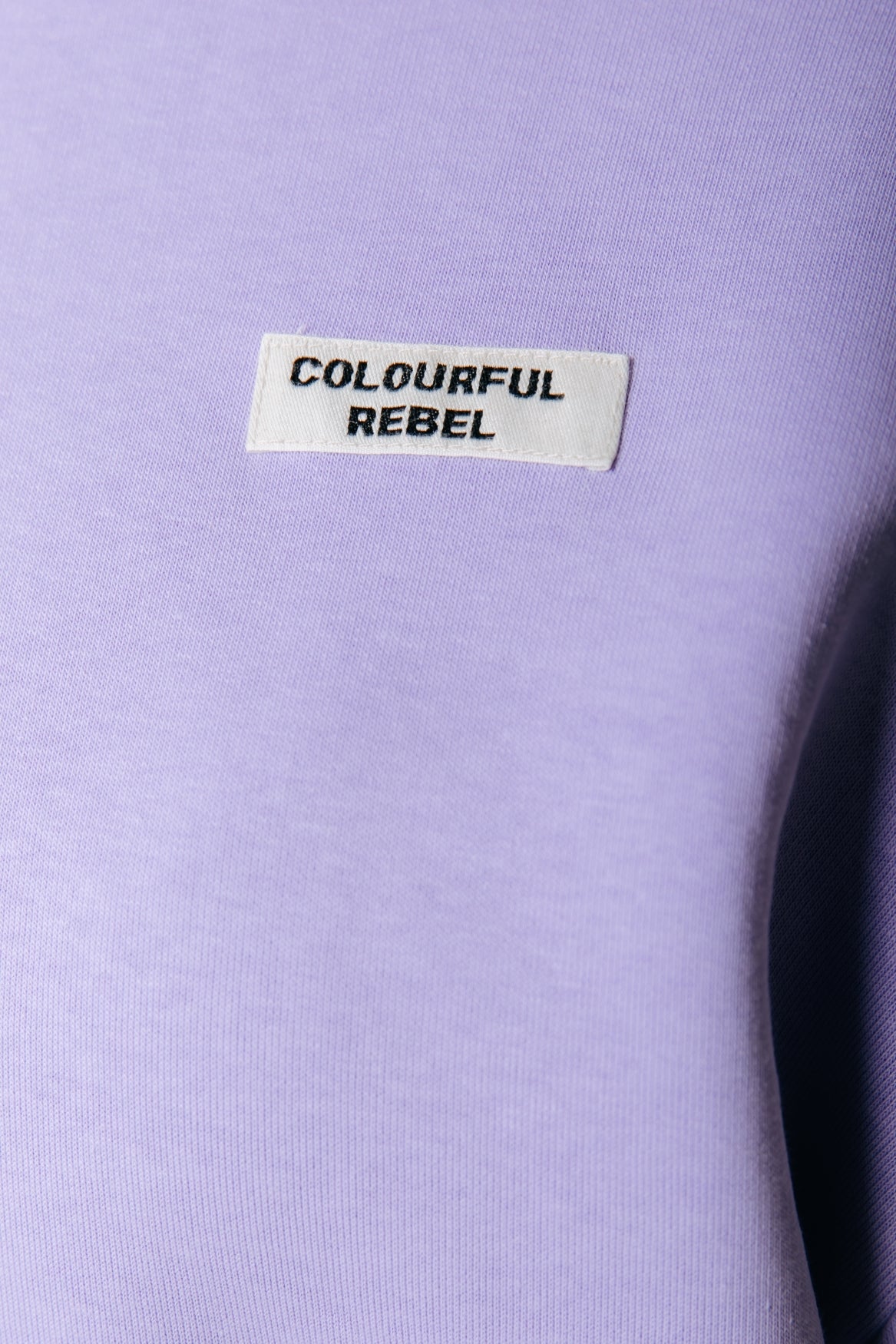 Uni Label Sweatshirt mit überschnittenen Schultern | Flieder