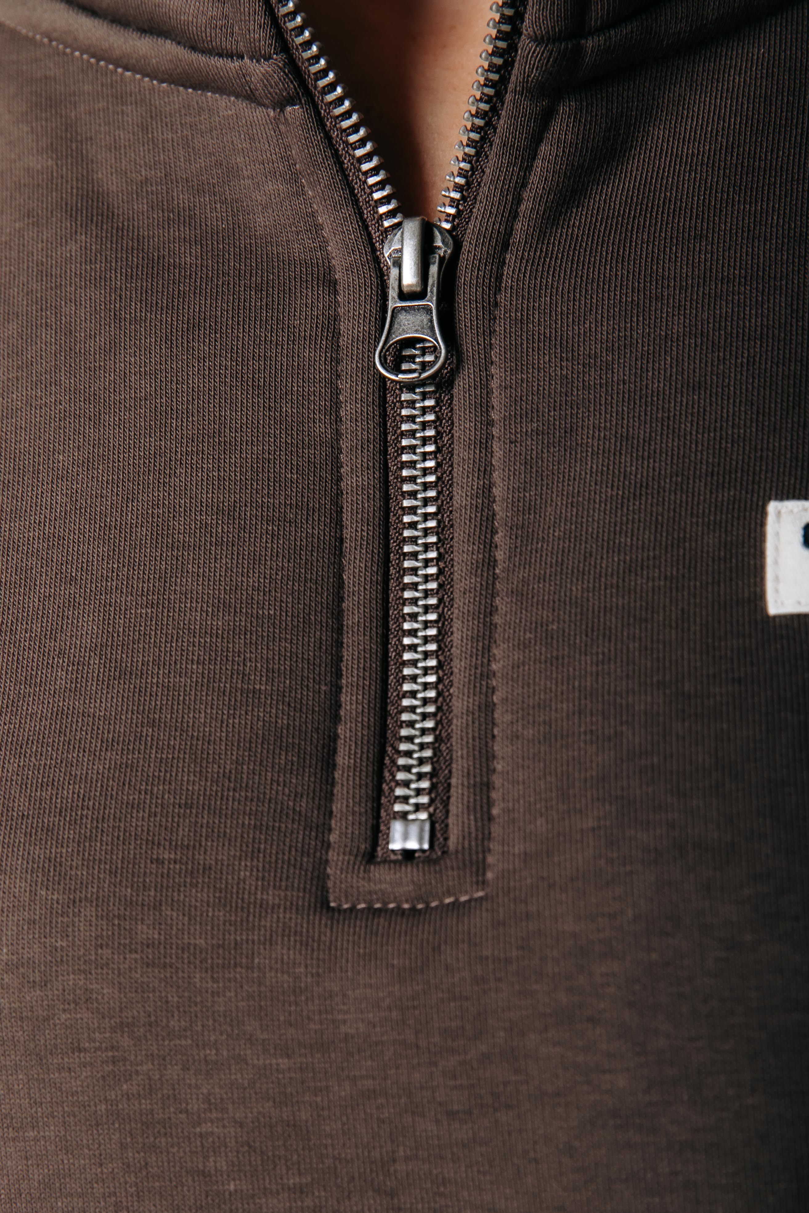 Label Zip Sweat | Brown
