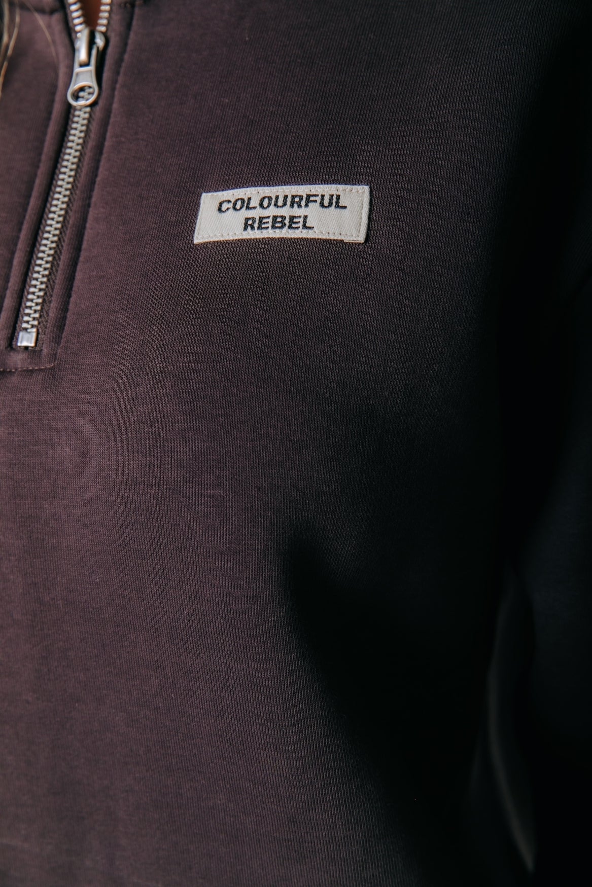 Uni Label Relaxed Zip Sweatshirt | Dunkelbraun